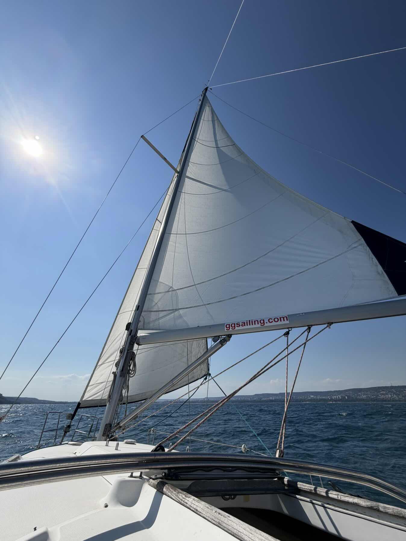 Sail training session_DE2F1E41-EBE0-4867-A7F2-34A27E27DA51