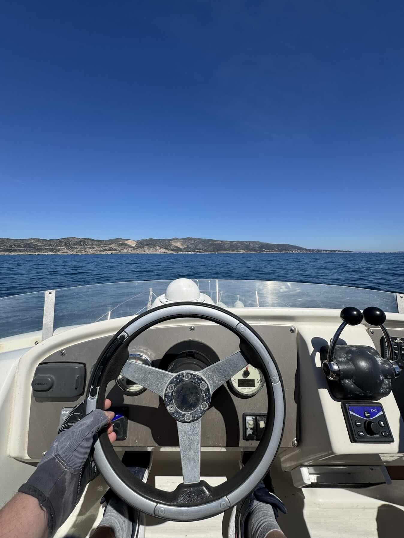 Motor boat training. _52E8858D-A96C-4BEE-8303-B83C1B002D81