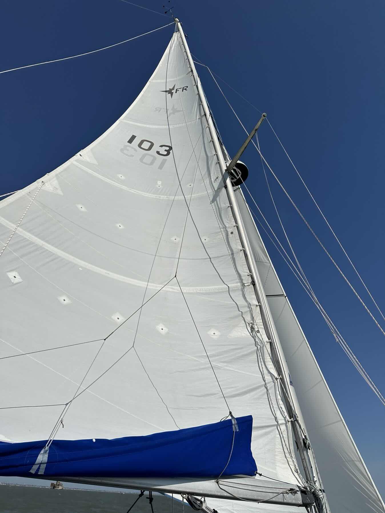 Voyage_320EF536-3908-44AB-9135-B8EF3D7ADF36