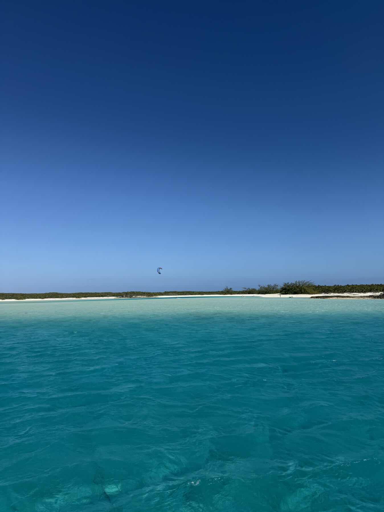 Cambridge Cay_50B70480-8FD9-4DBF-90AC-E85B4F6ED5DF