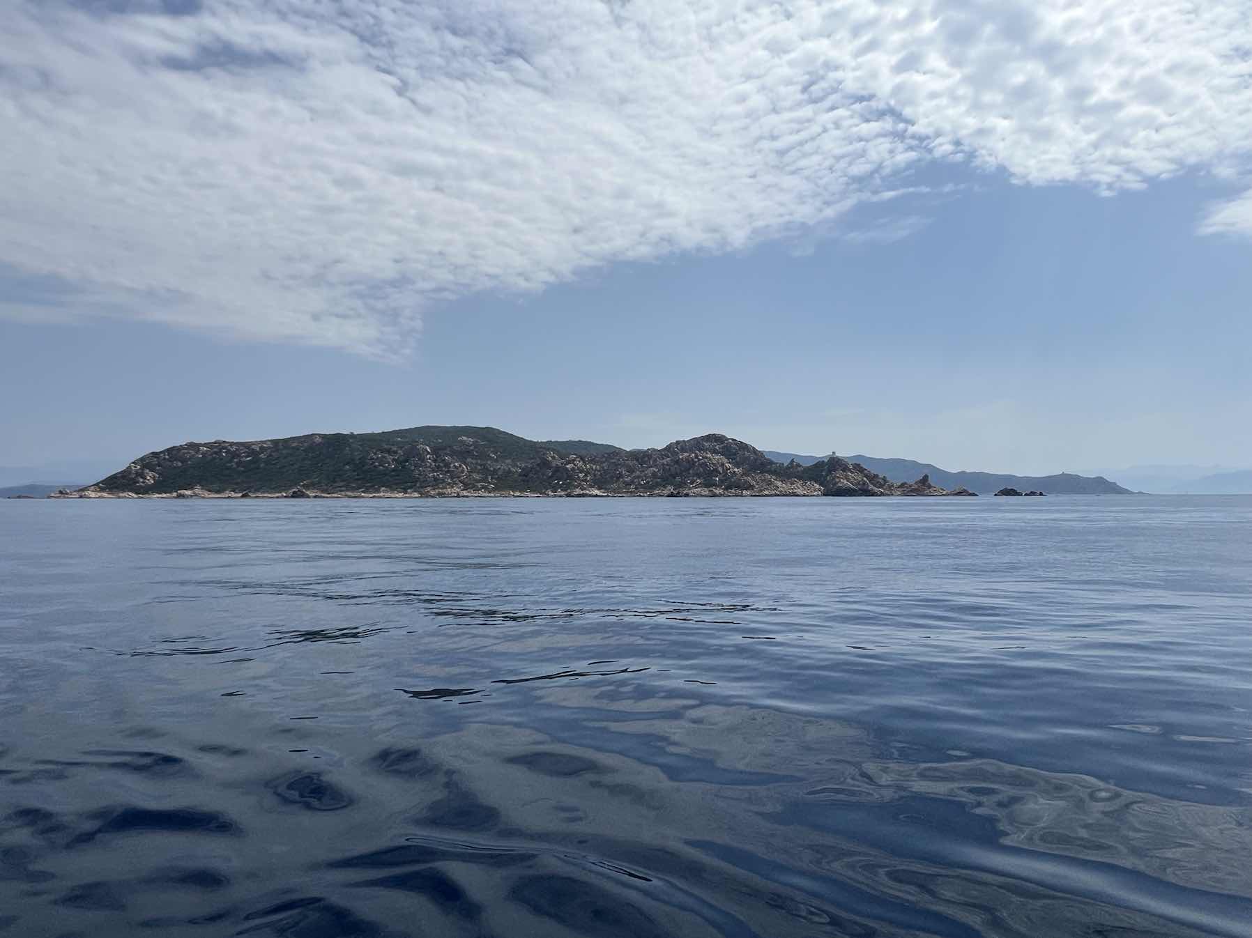 Downwind looking for dive sites_6823288D-DAEE-4397-BF3F-025802741572