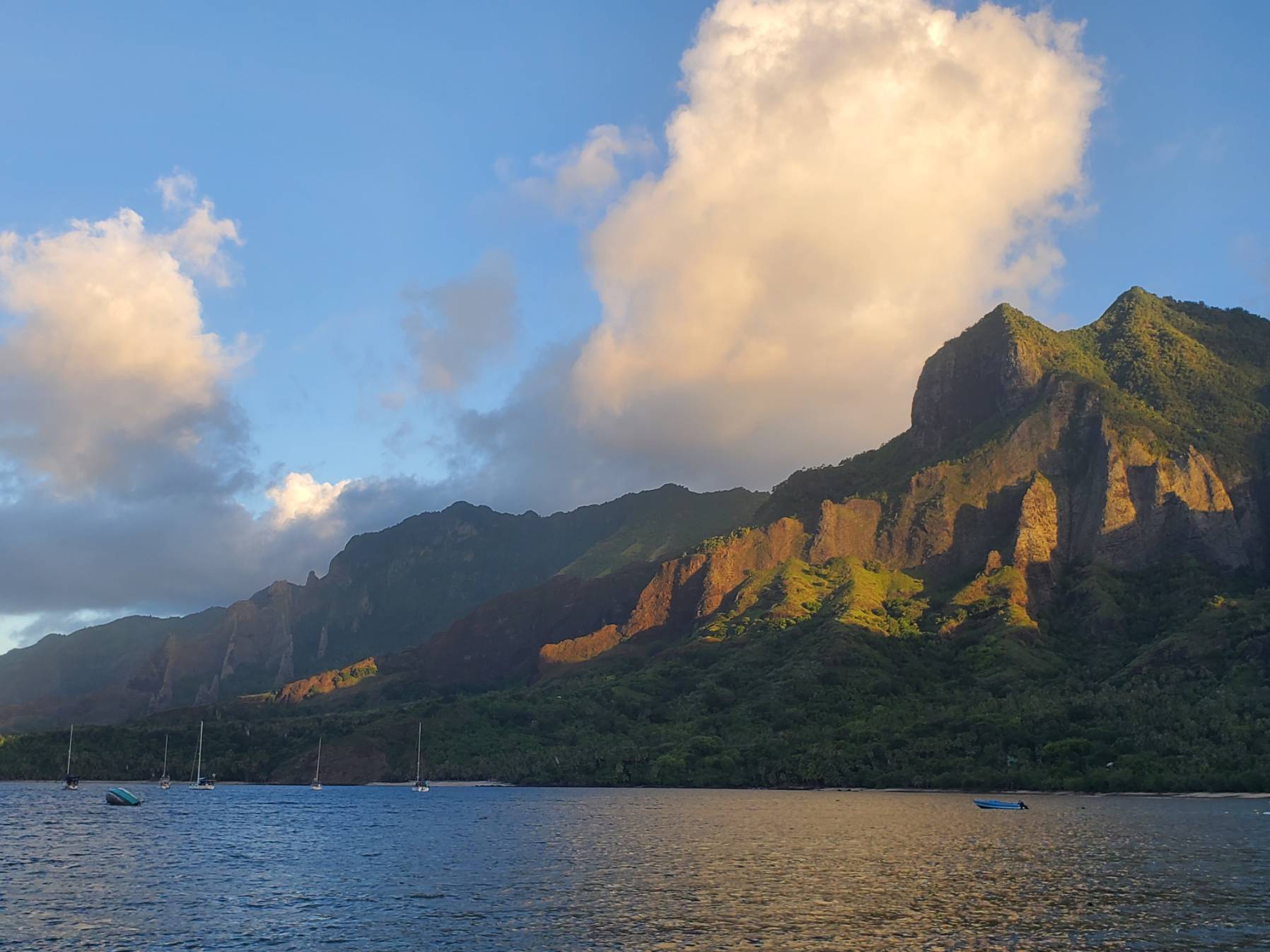 Baie D'Anaho-Baie De Taiohae (Nuku Hiva)_CF307564-16B3-4022-B2CD-F7DE5A45BCDB