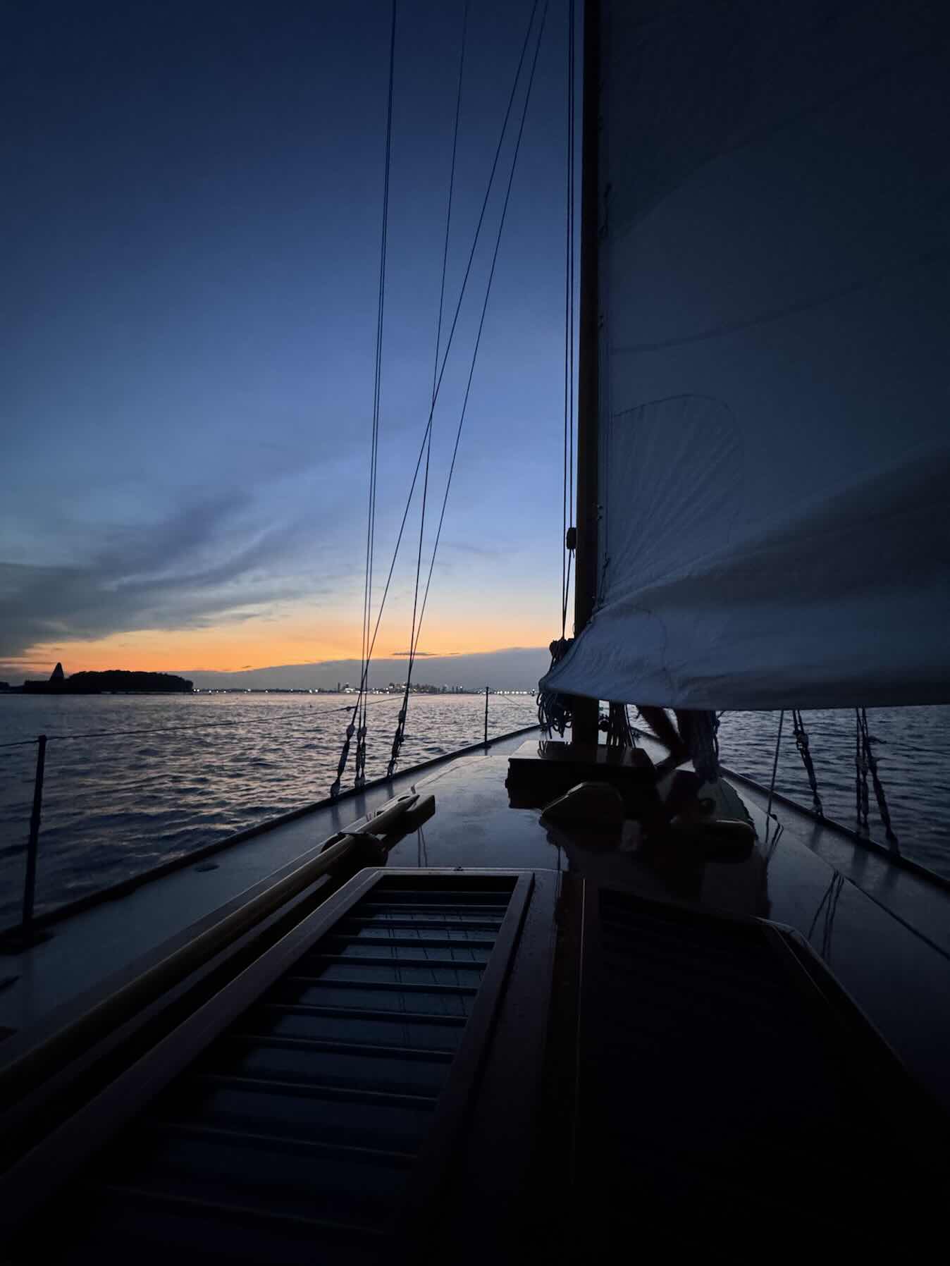 Harbor Island Sail_FD746C20-52E8-4AA6-8A7F-E94144BC4DBA
