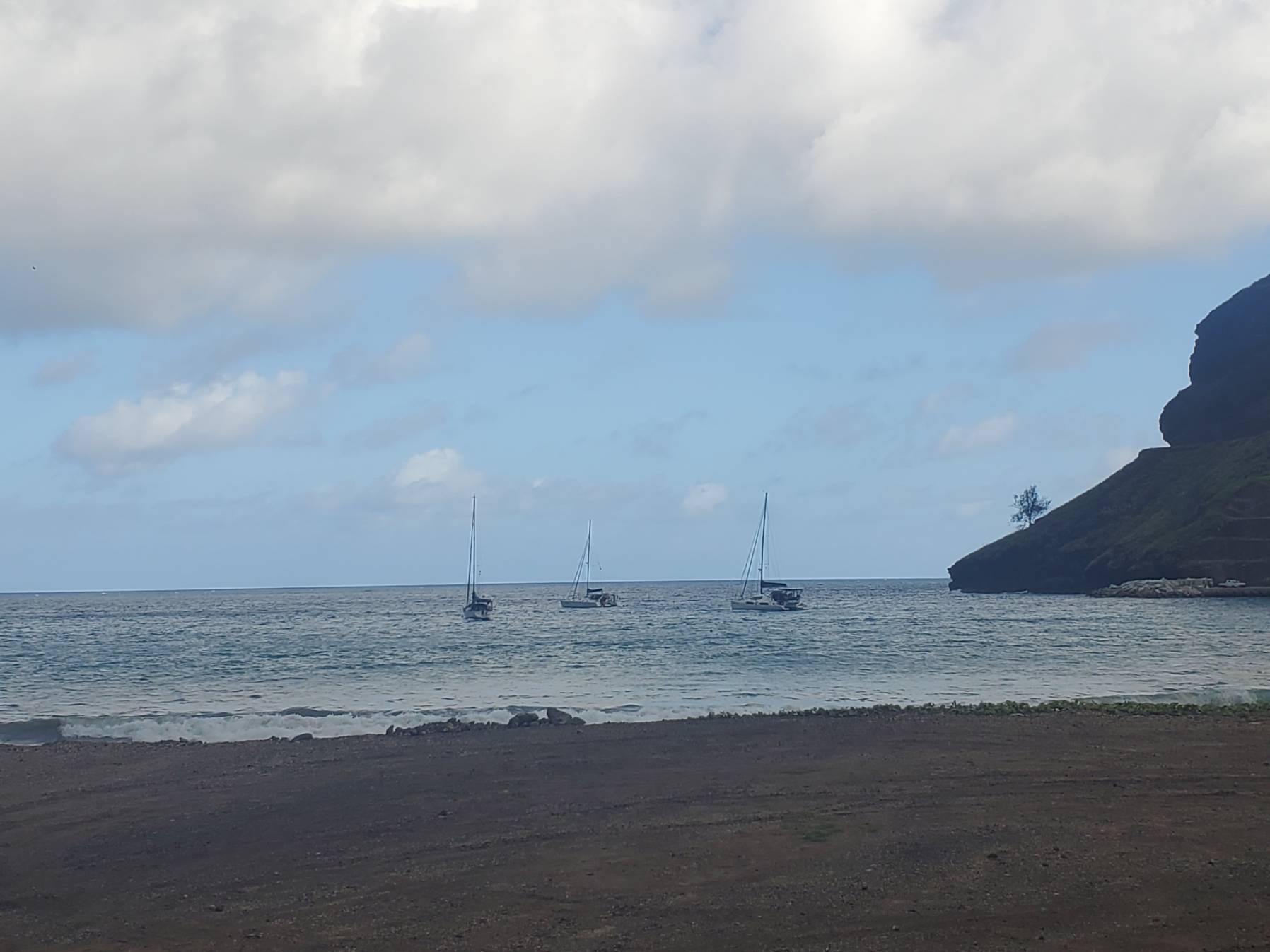 Baie Hane, Ua-Huka - Anaho Bay, Nuku Hiva _9EF7C8CC-0567-45BC-B731-0C5524875A44