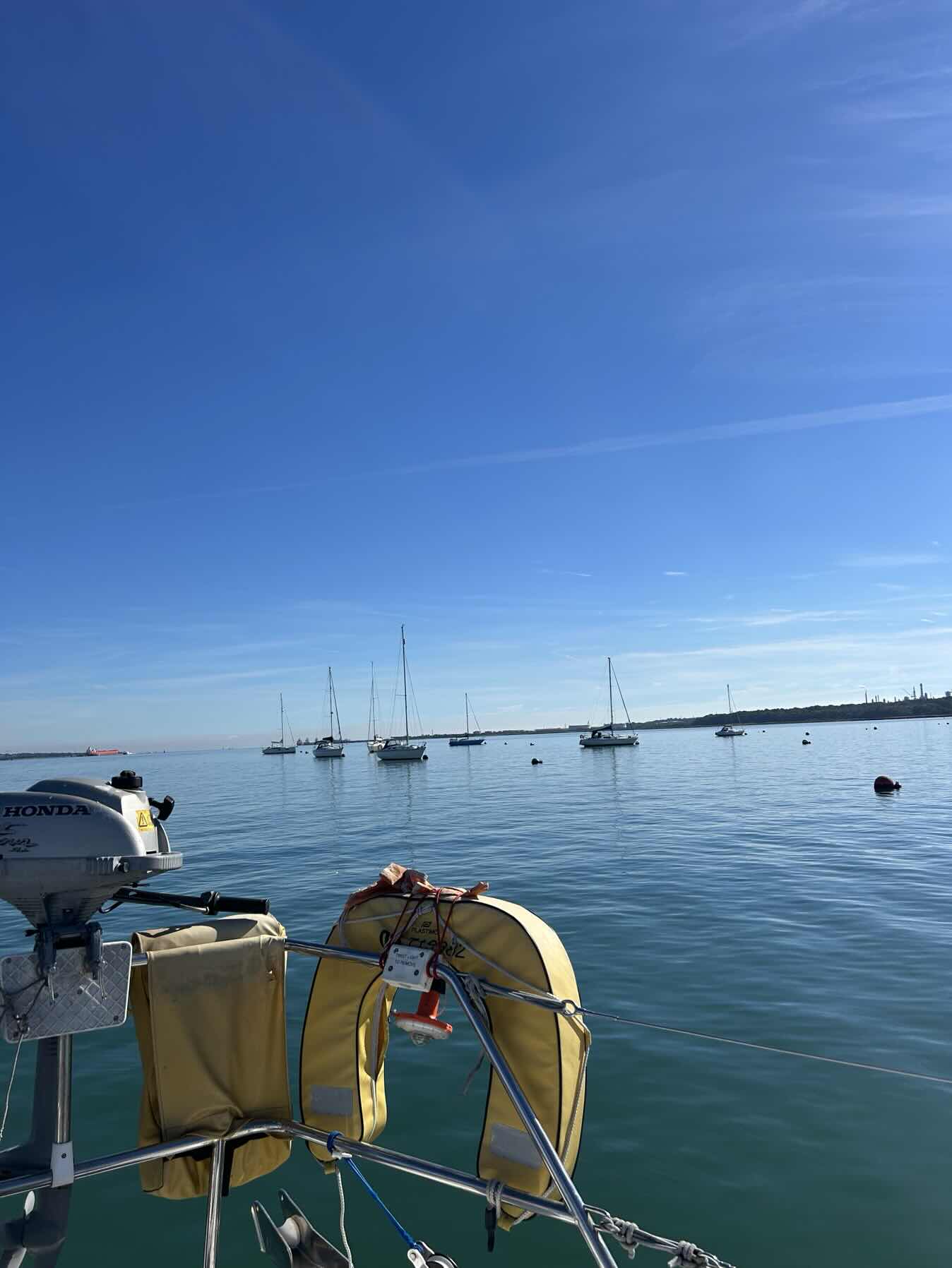 Berth -> Mooring Buoy _3F5F310F-C763-4012-807E-F7DAB4E7E10D