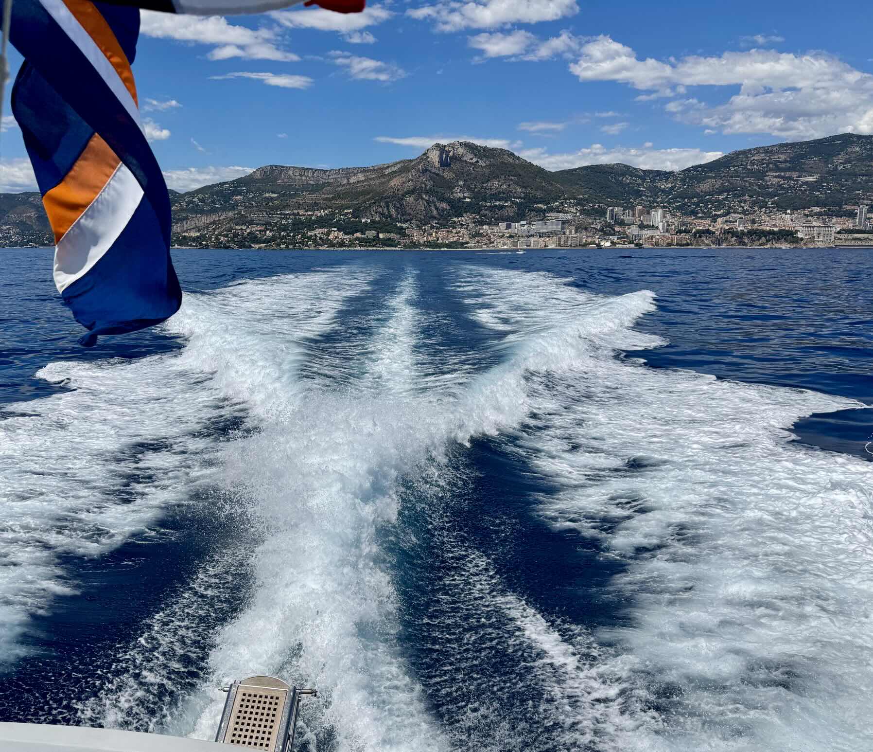 Quick squizz at Monaco_4D84B0C9-7B1B-4F33-BD2D-C9180871769F