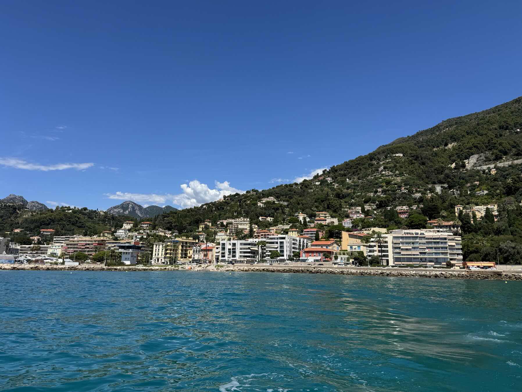 Quick squizz at Monaco_B14CCC8B-D260-4CDA-A26A-B912C953F8F3
