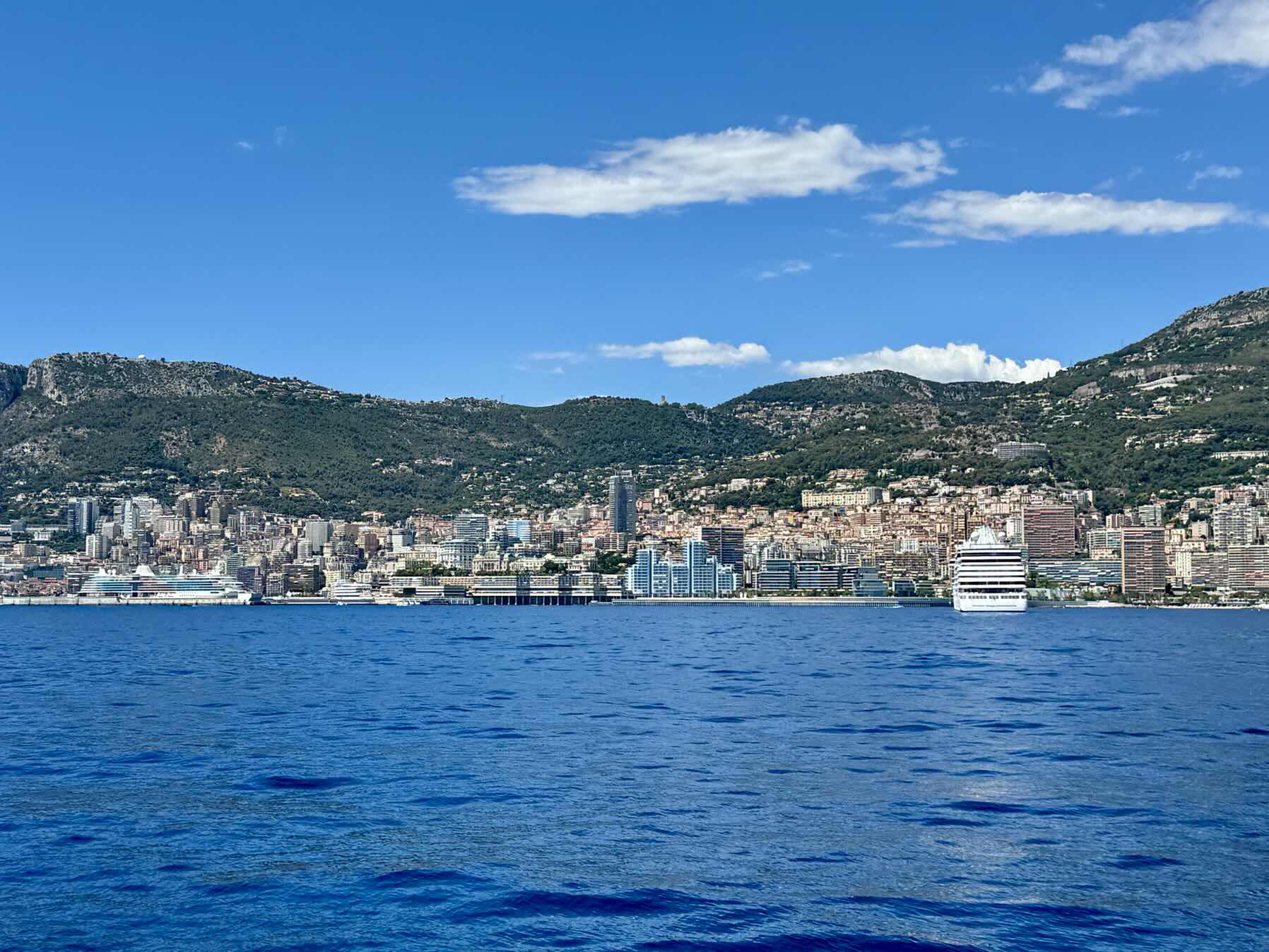 Quick squizz at Monaco_E9F19778-A054-4EFD-ACC7-D92D8C010D3A
