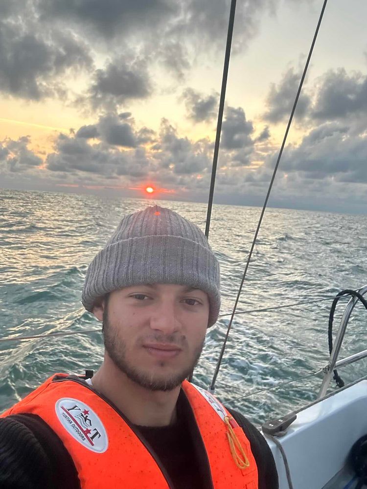 Voyage photo from Dunkirk to Crouch anchorage 