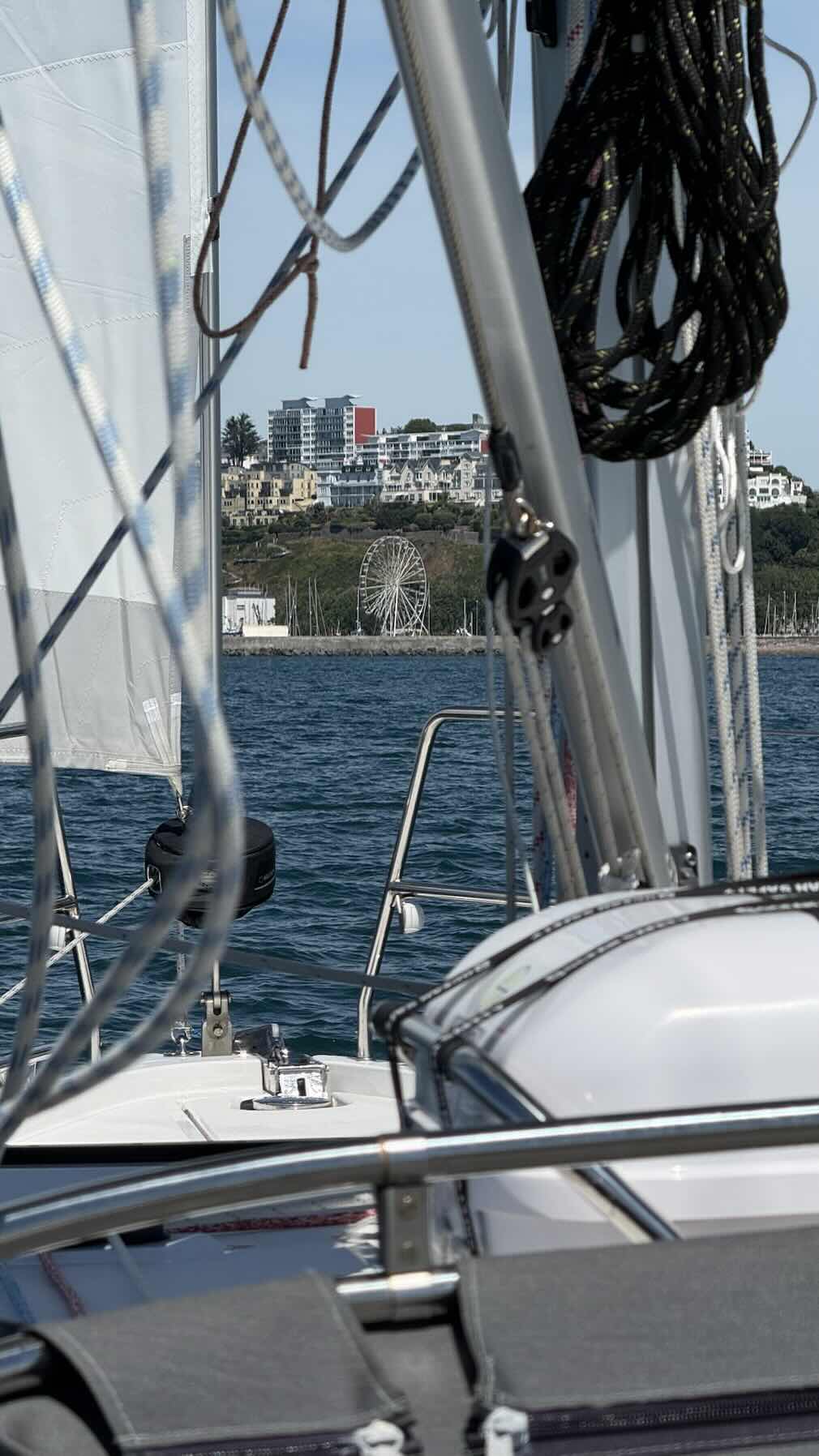 Dsa sail_82003233-B88F-4EB4-BDE8-0726D97A9EBD