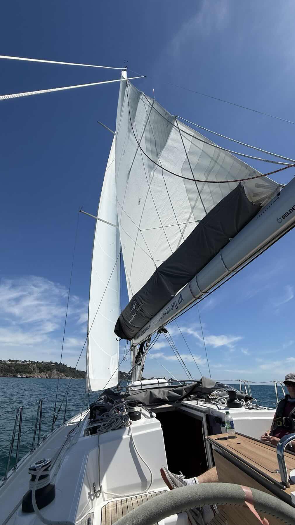 Dsa sail_866666F0-A526-4C57-977E-CD1C9B408BDD