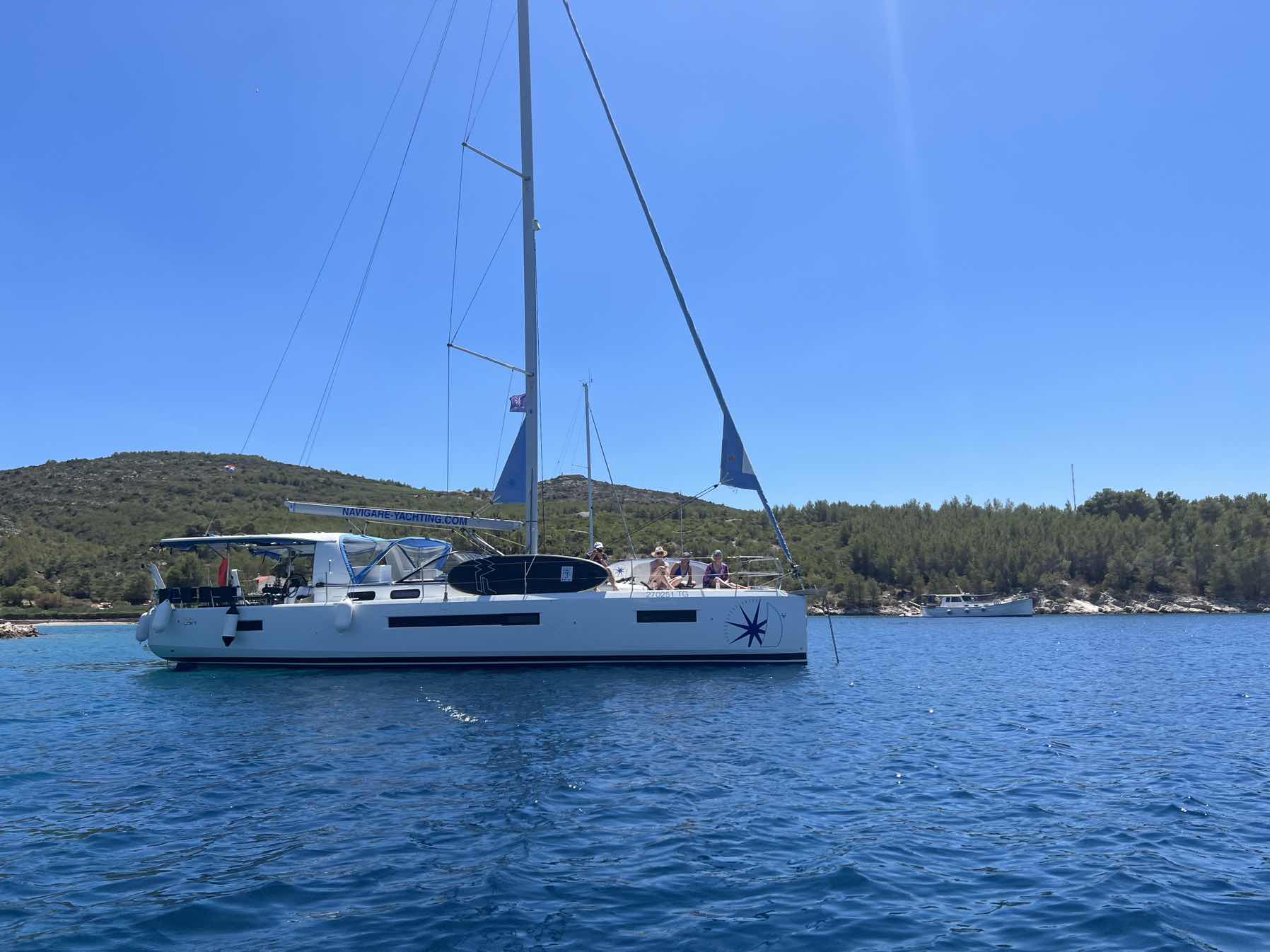 Champagne sailing ⛵️ _4442AC1D-D00A-42F4-8AFB-32C6B7C17ECE