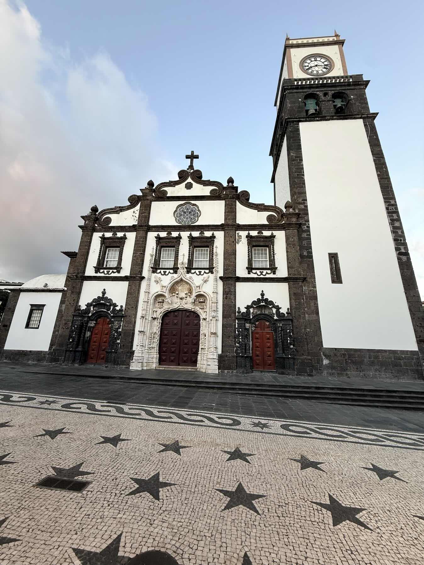 Marina de Ponta Delgada, Sao Miguel, Acores - Marina Oeiras (PT)_722952A3-9635-459F-BBA7-ED1576489B7B