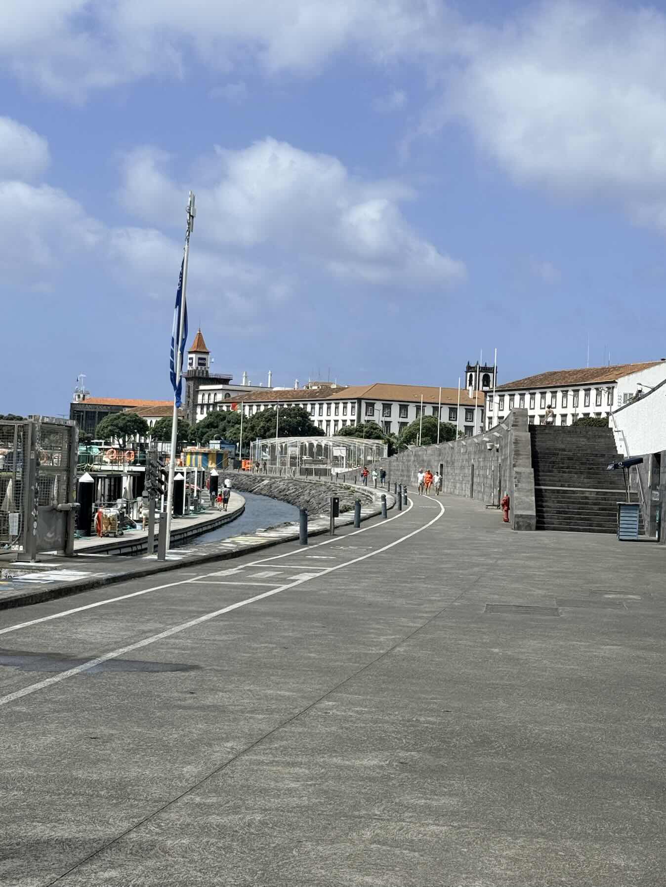 Marina de Ponta Delgada, Sao Miguel, Acores - Marina Oeiras (PT)_A1508EE8-3498-48F2-8BD0-C34004C940B0