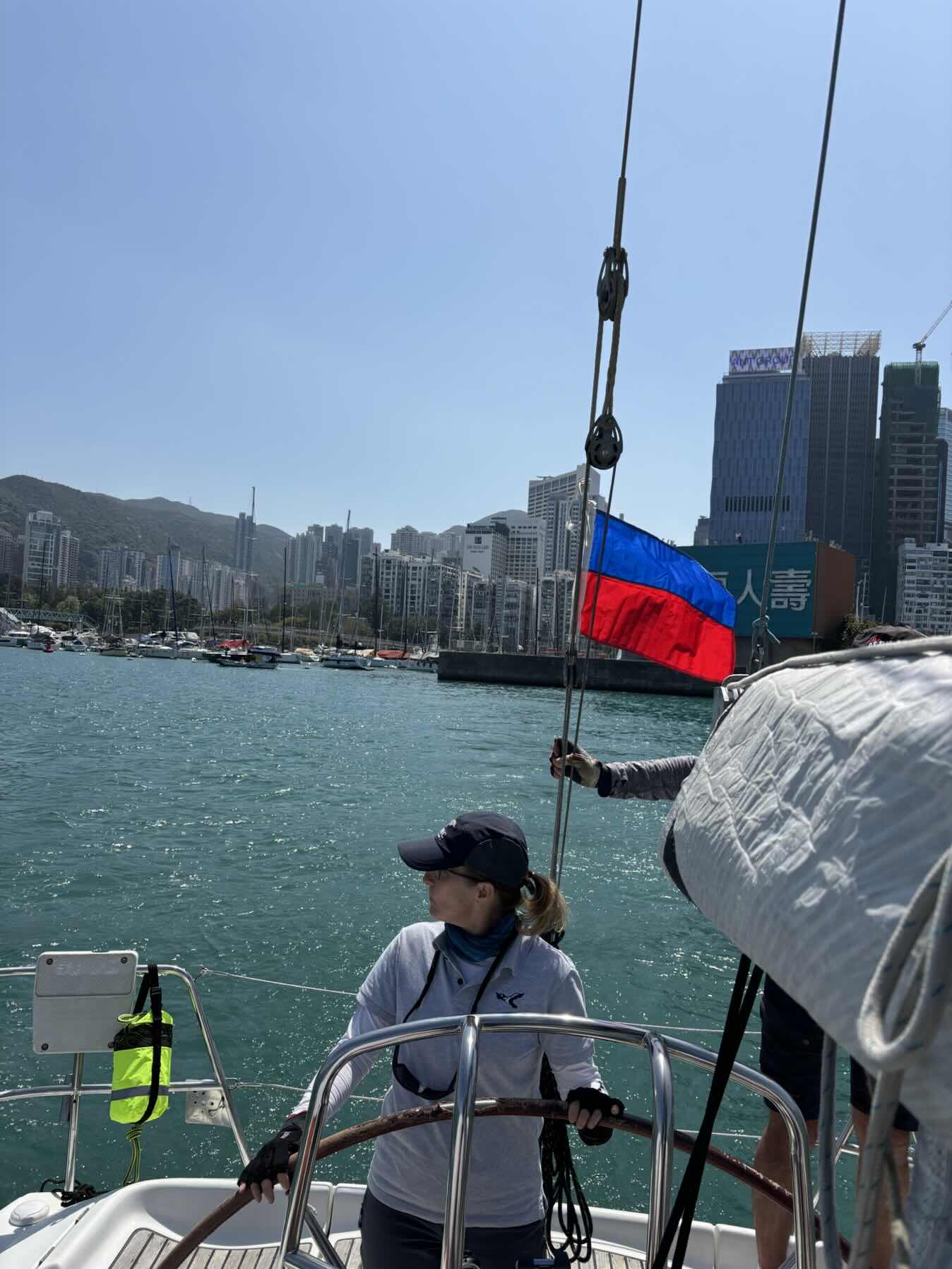 Ladies helm Rhkyc race_56613C75-6F45-4420-BD1F-A8A7665E876C