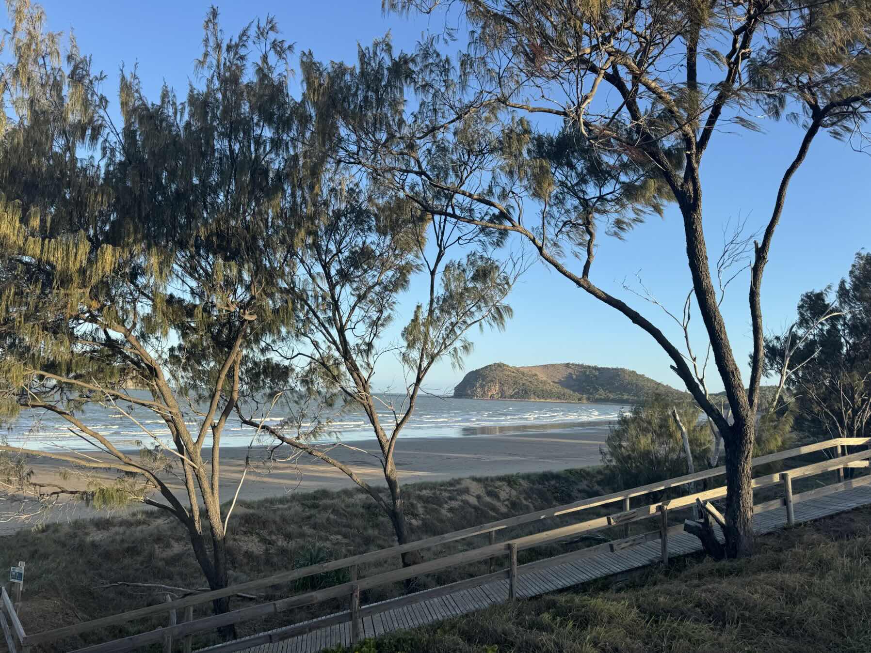 QLD26 23. Leekes Beach, Great Keppel to Rosslyn Bay, Yeppoon_E884E0E1-4C58-47D3-89B9-D39AC6F68416
