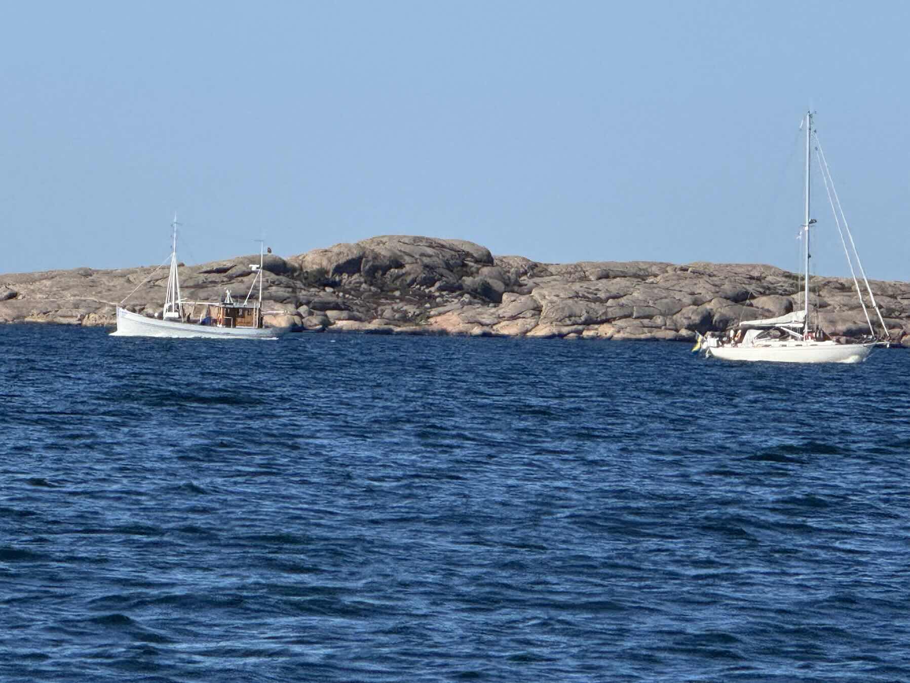 Skatö and Flatön around_9C97C2BA-2821-4386-AFEA-8FE7CDEFBF9E
