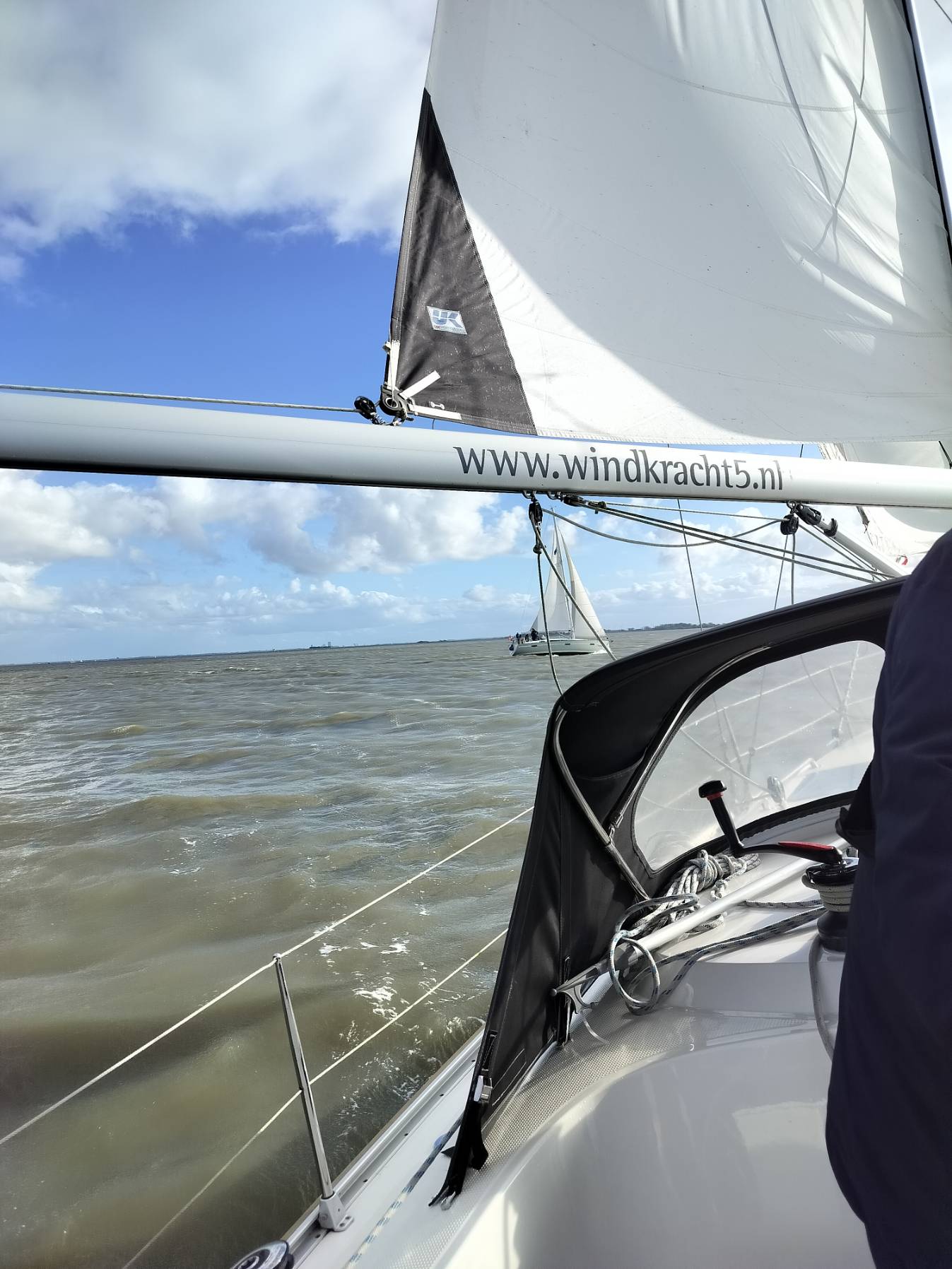 flottielje zeilen met RZVG_B074E071-BCE6-476A-923C-B71042E9CD5B