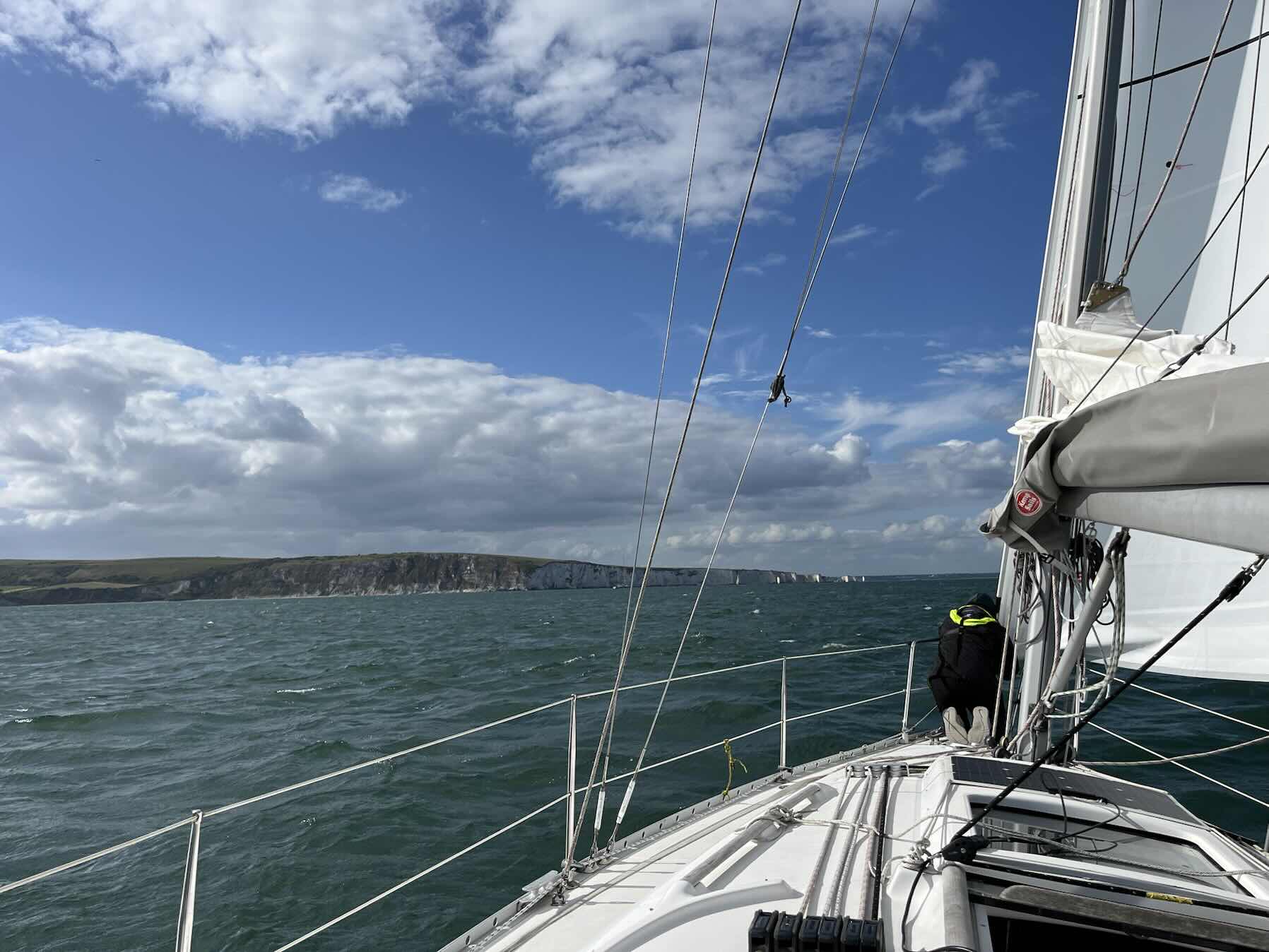 Downwind downtide back to Poole !_01E92B7F-4F0C-4102-A184-607714F14CCF