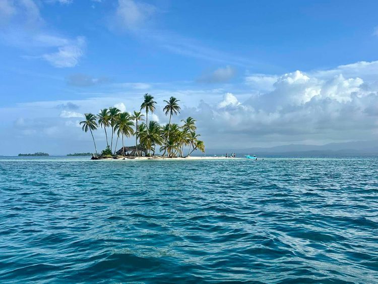 Voyage photo from Bug Island to Green to Salurdup