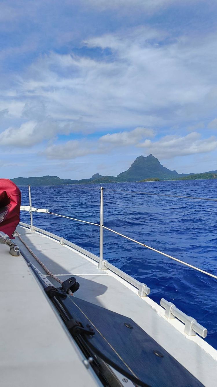 Voyage photo from Papeete to Bora Bora
