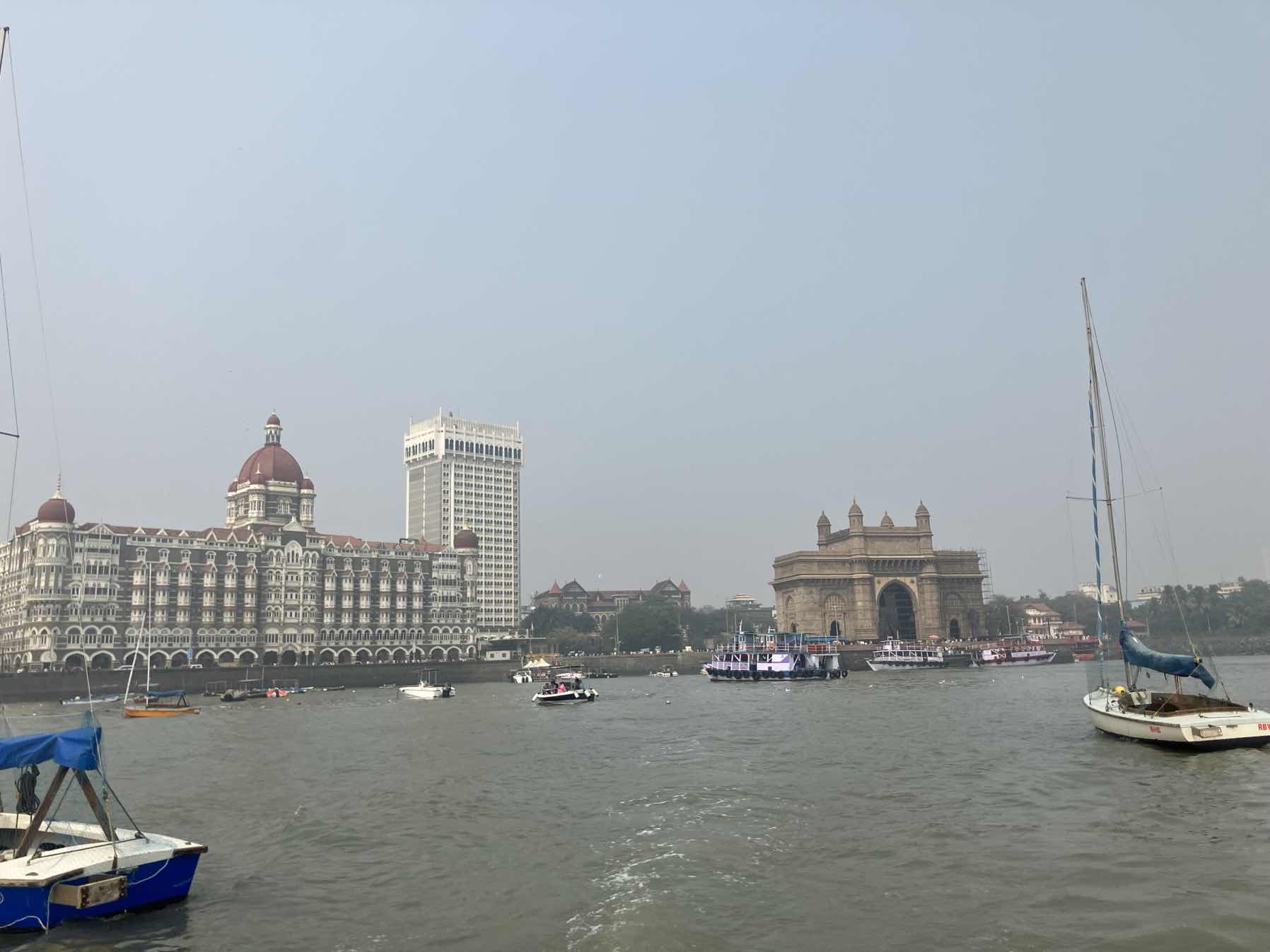 Gateway of India Out and Back _5F273C6A-98F8-44E1-A40C-CCAF397FF3A8