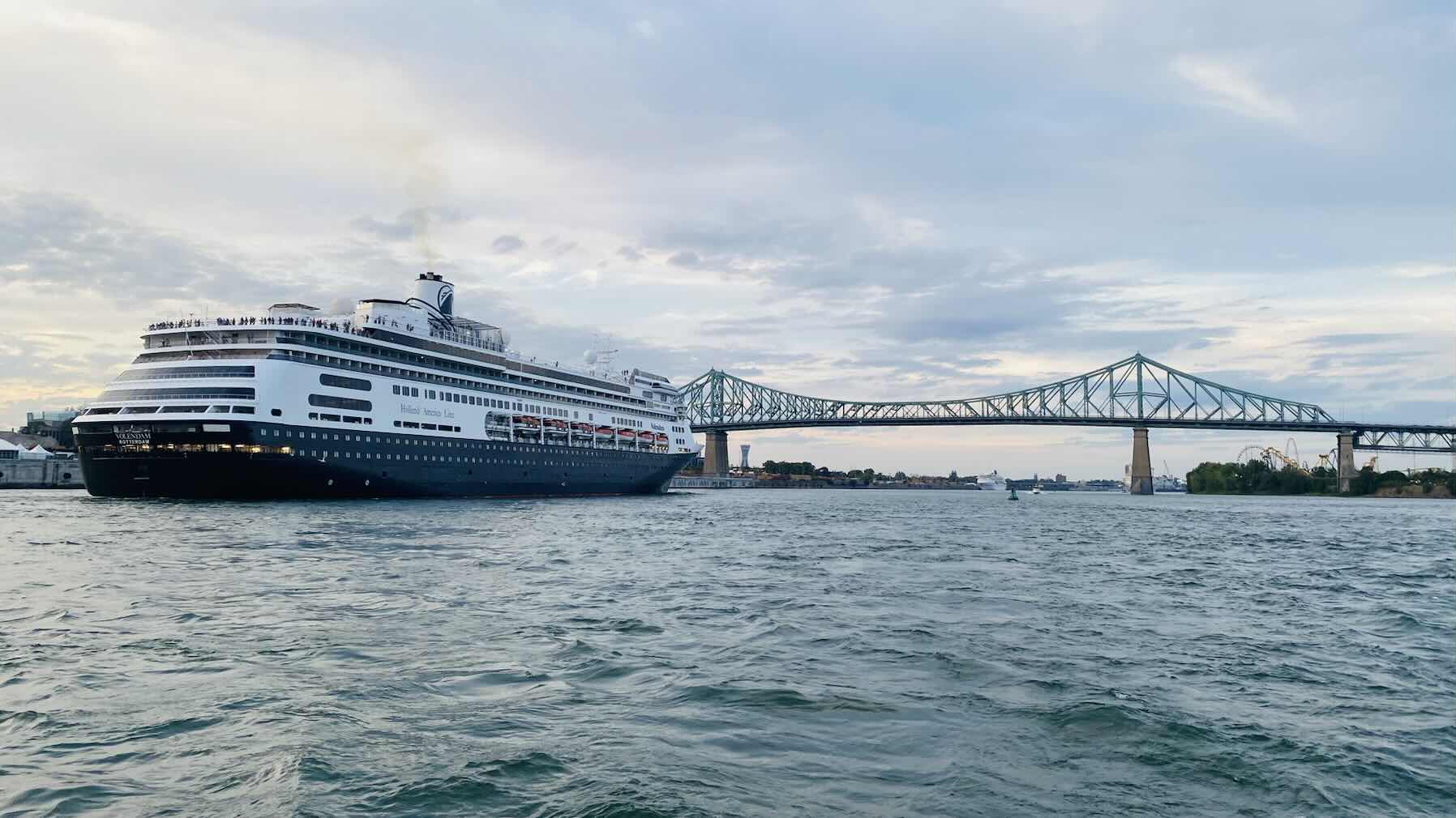 Voyage_C8511FDB-6304-44DB-883D-B4CE296BDE8A