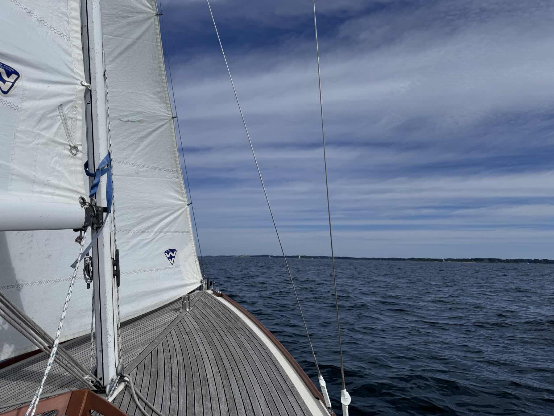 Beautiful afternoon sail_79144BE1-64E0-4695-9143-222C18D9A96F