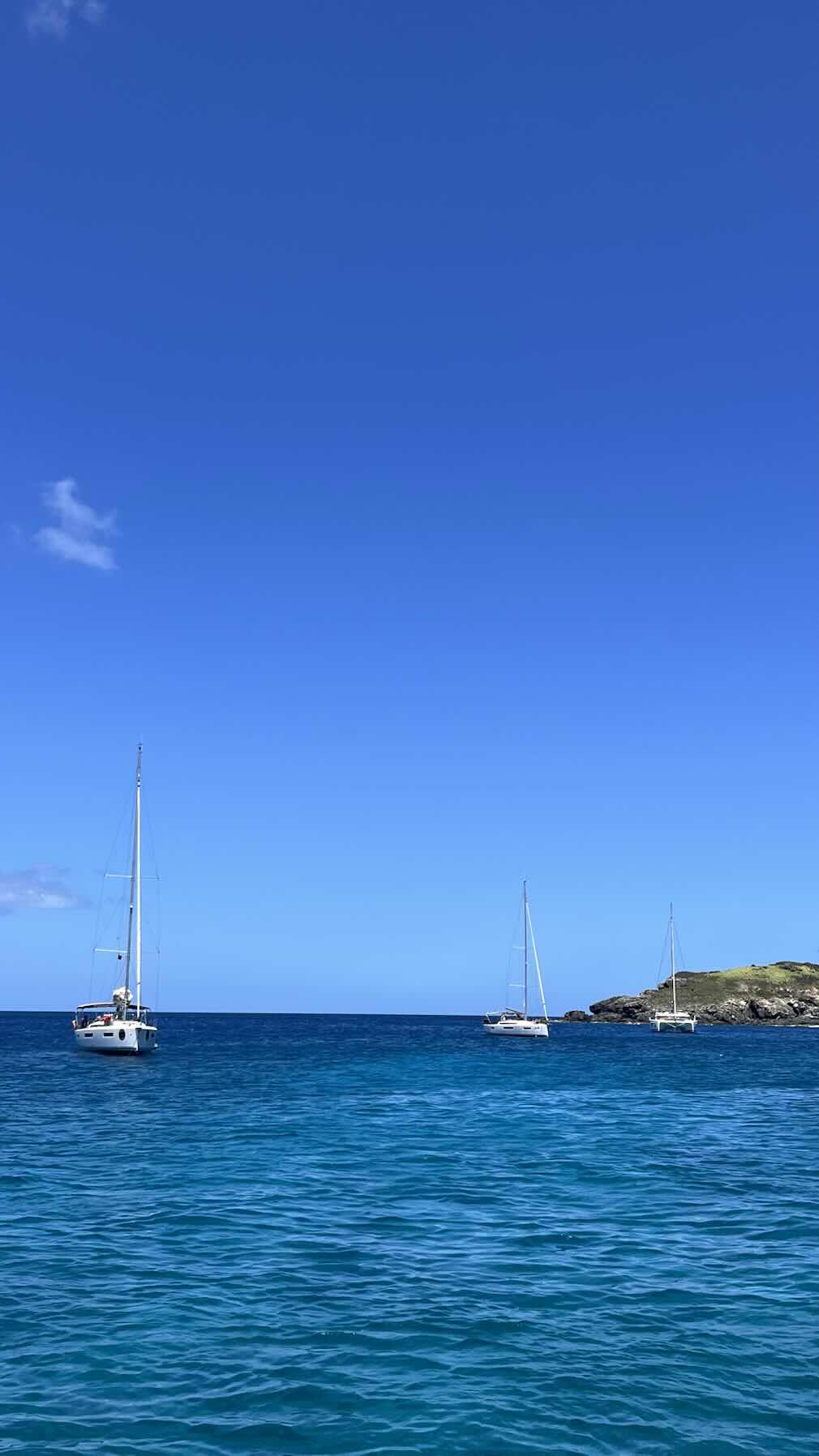 Monday Feelings | VG Yacht Harbor_F3019554-4D57-4A98-8962-E02C205E7030