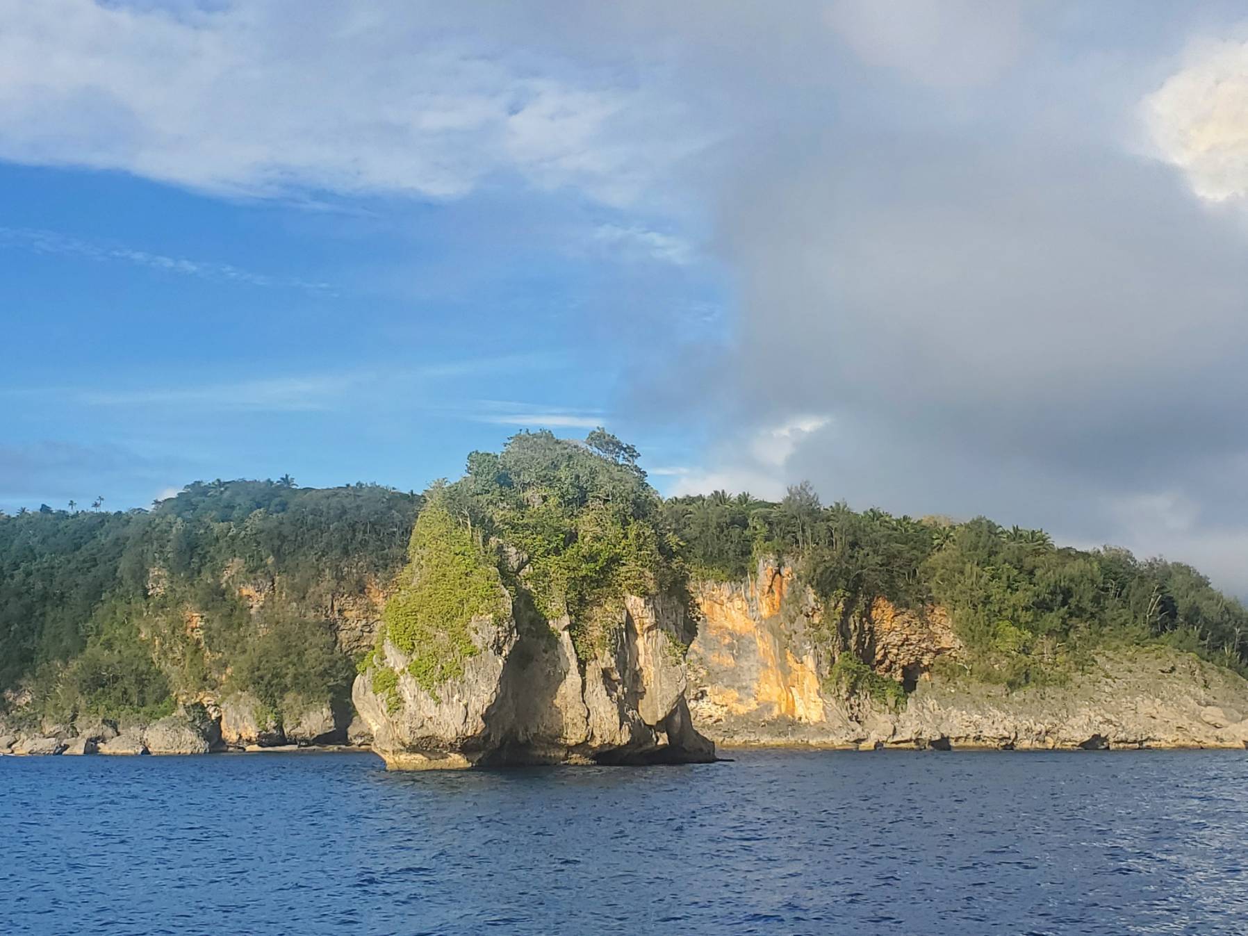 Neiafu - Tefisi, Vava'u Tonga_890FBB2F-68F7-40BA-86EF-0A54B7AA04C4