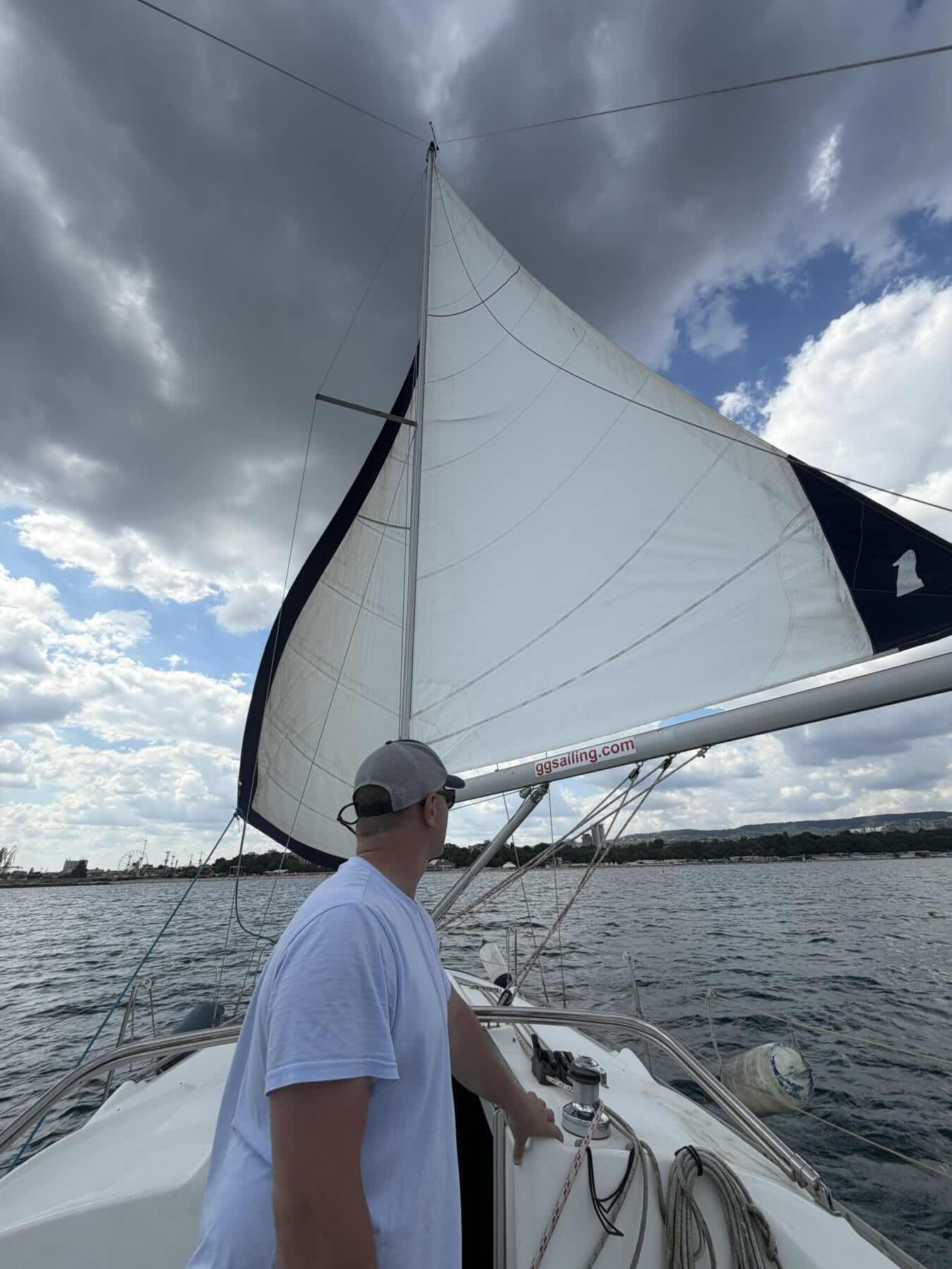 Sail training session_323FE003-1ED7-46B0-B3D4-3DBD18EE8BB6