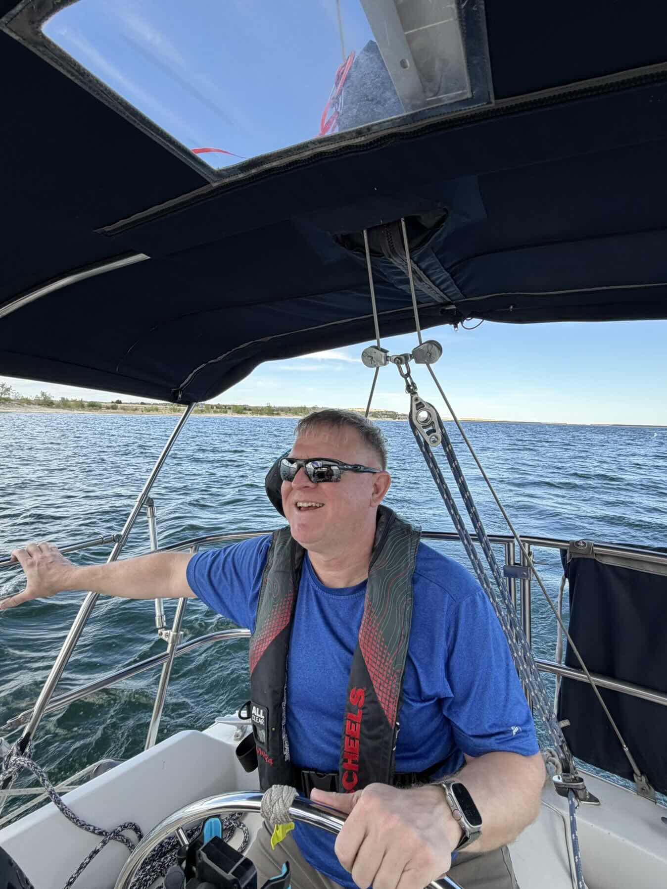 Friday sail_B19E665F-B8FF-4AB5-B14D-B419DDF09427