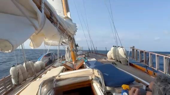 Voyage photo from 20260719 Giro de’ La Maddalena