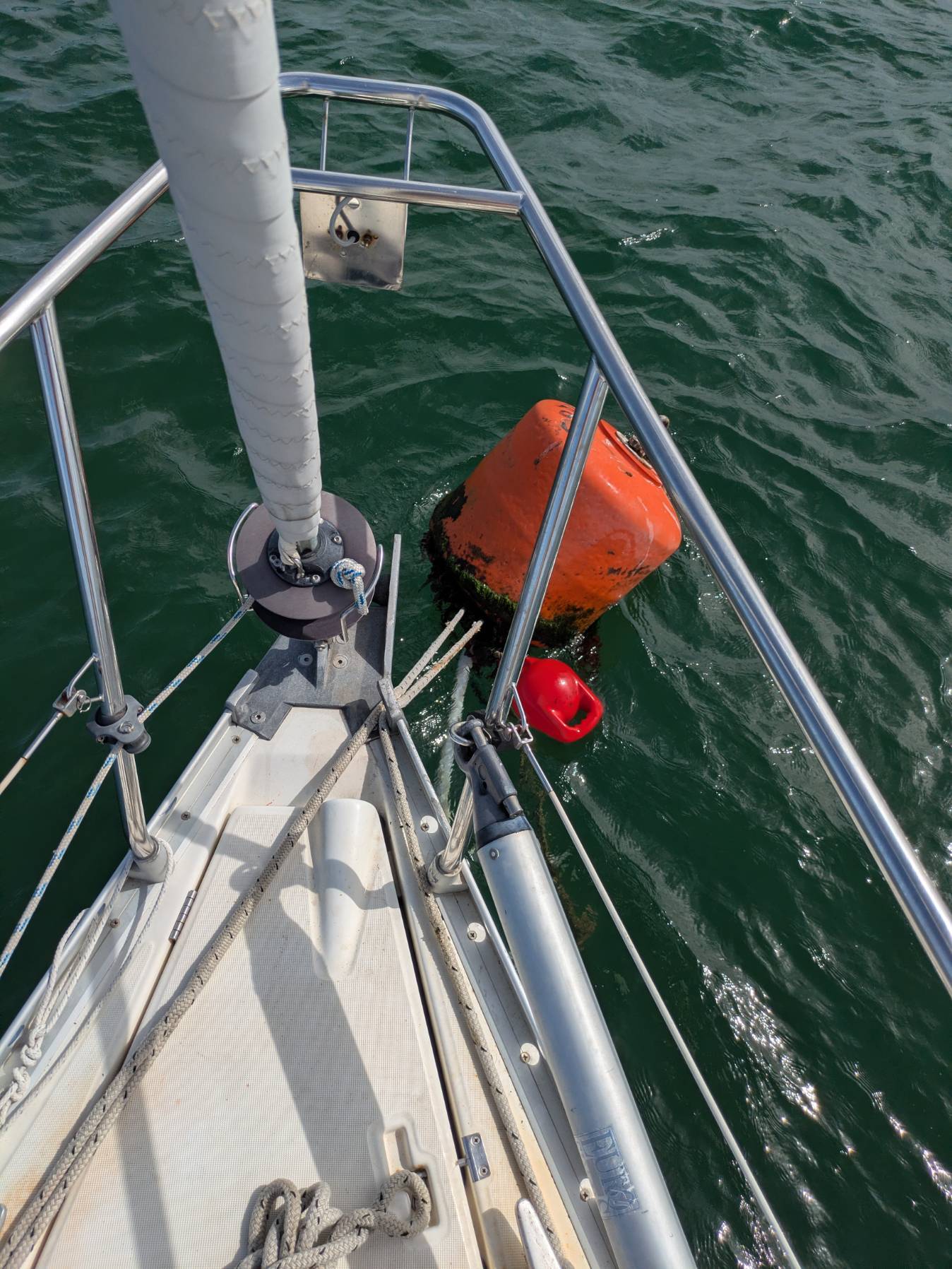 sail to buoy_60727142-B00B-4B0F-8FA5-F4C6A9C9EF9E