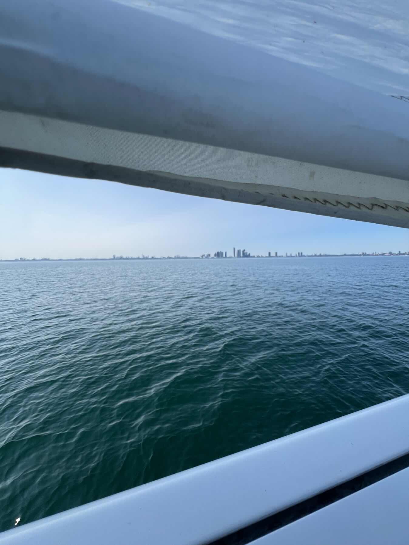 Downwind sailing_C693F05D-70F1-45FB-9CAE-240EC43DBBC0