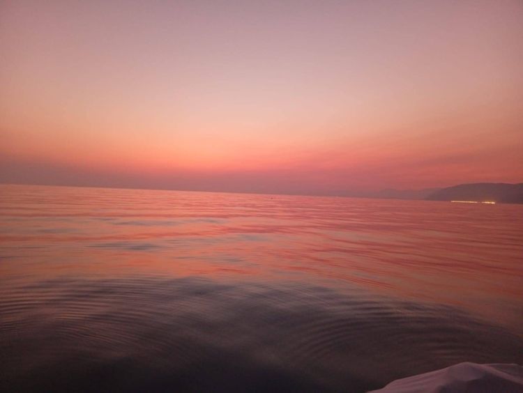 Voyage photo from Thunder activity, rough awakening!