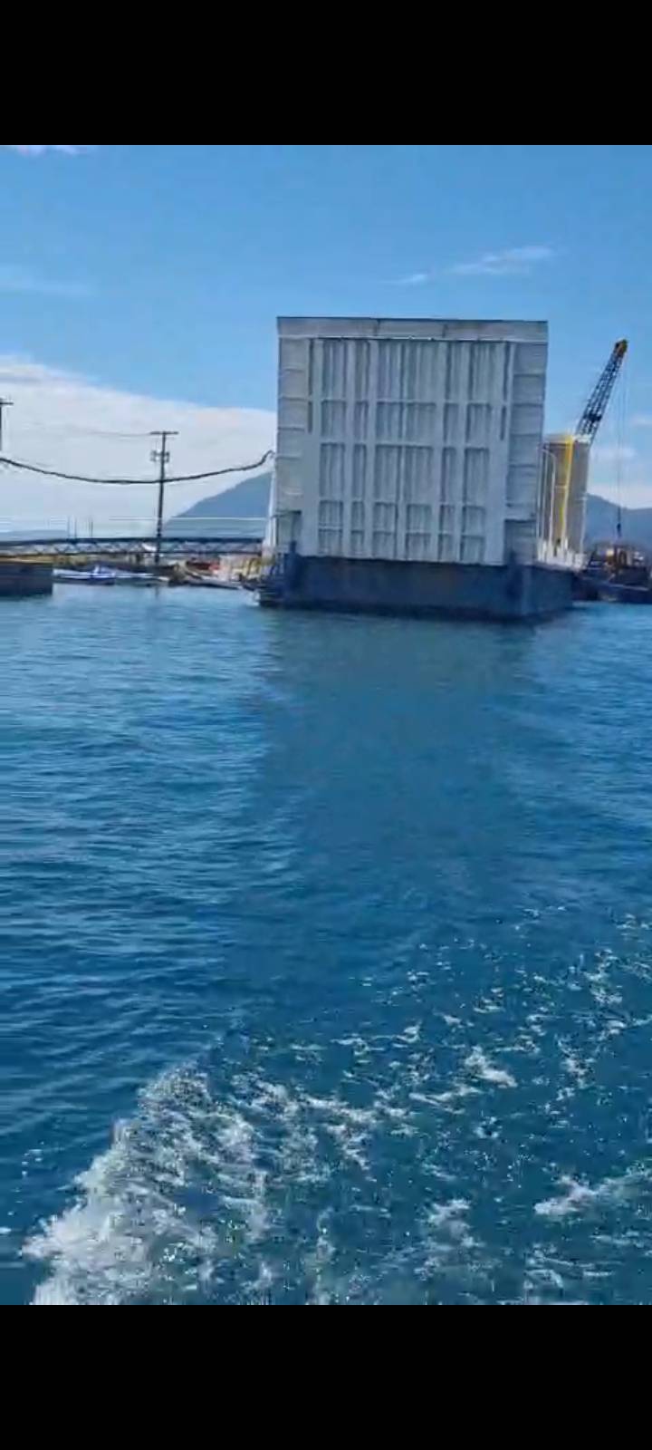 Lefkas Floating Bridge Crossing_49973DB1-7A76-45CB-93C7-2F279081B275