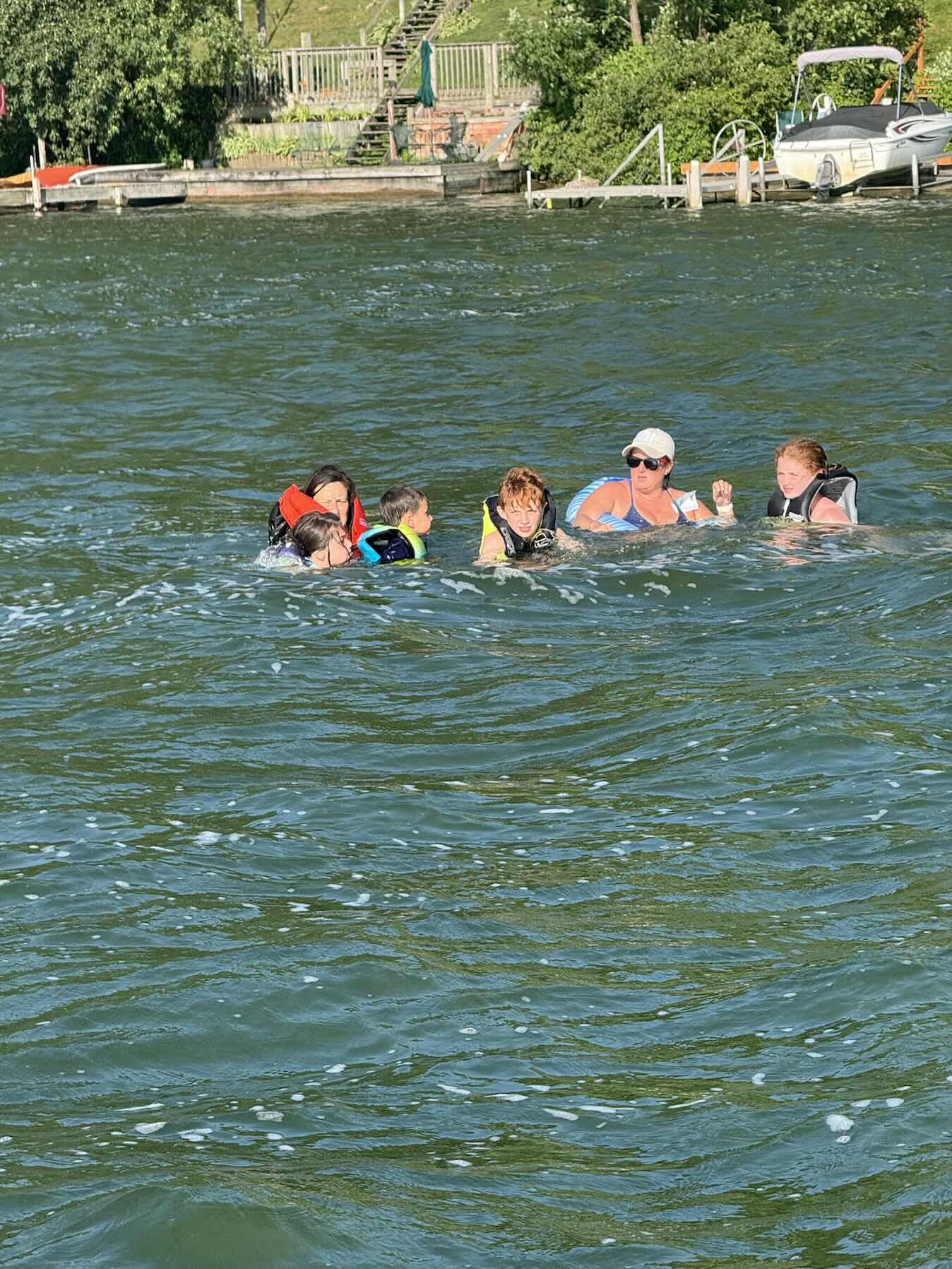 Family Sail II_0E4F103F-B30D-4163-BF09-91DBD83DFC07