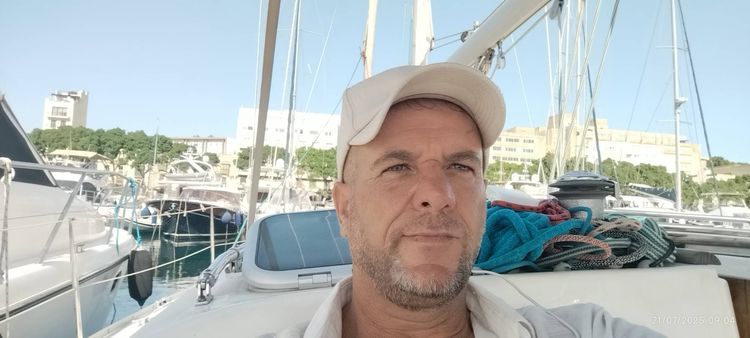 Voyage photo from Beneteau oceanis 383 charter 