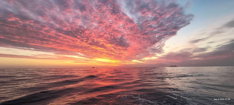 Voyage photo from bad weather continue my 2th 💯 solo Sailor from Am
