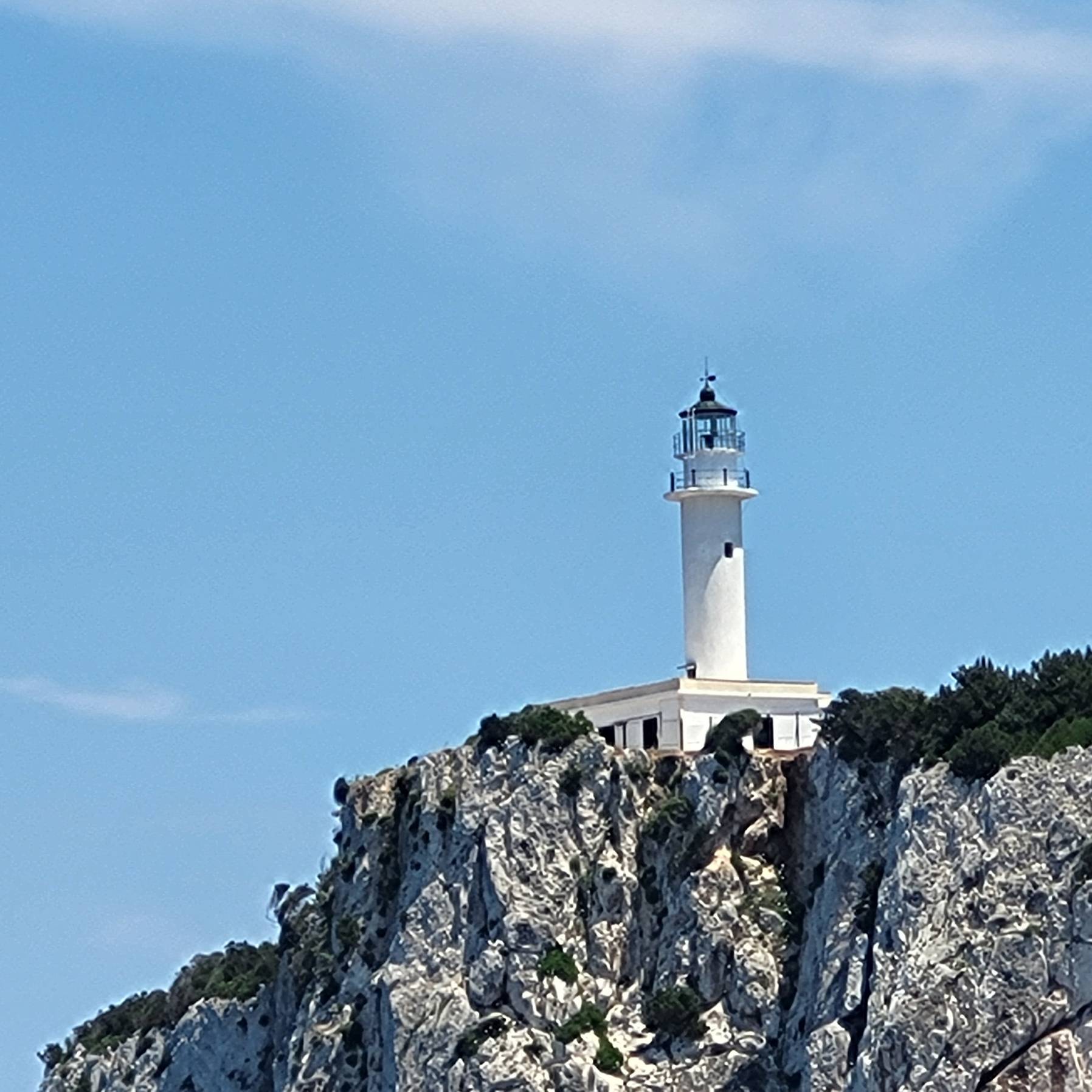 Voyage_4CB6DDC2-2AB2-4E4F-B905-8005546C37A0