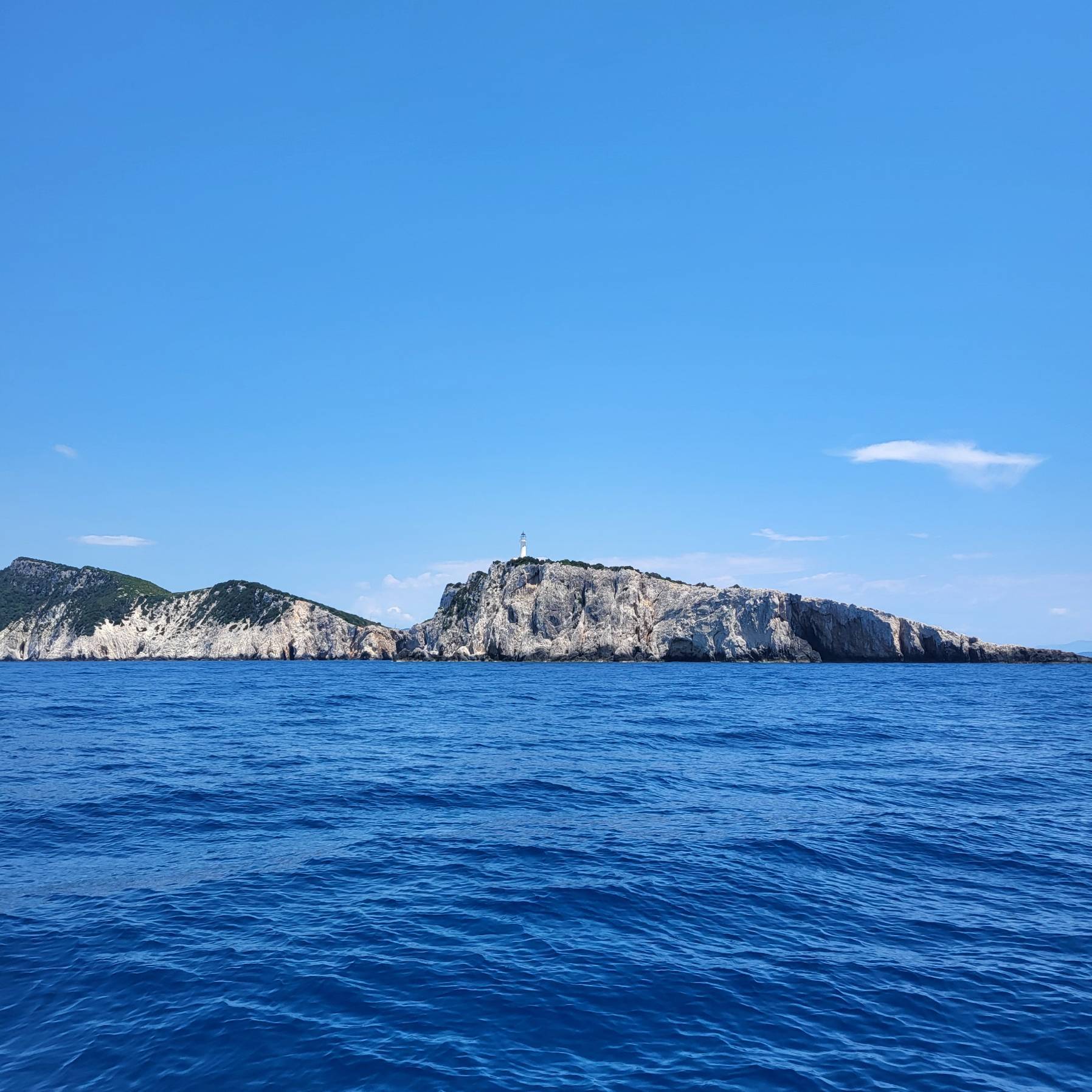 Voyage_54058D01-C6C3-462B-9B3D-39E1923E3F80