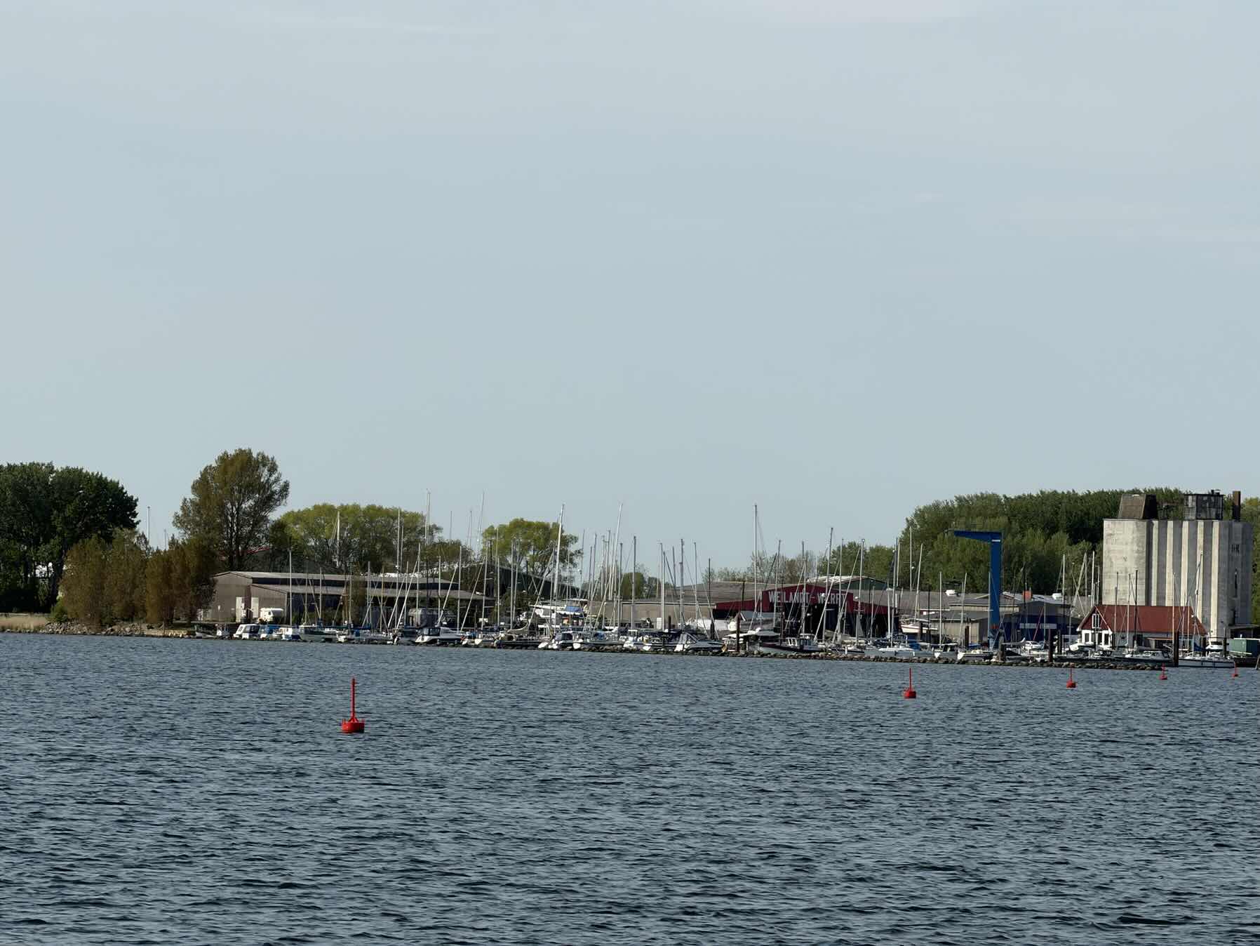 To Burgtiefe_08EC37D8-806F-4BCD-A775-342B50092777