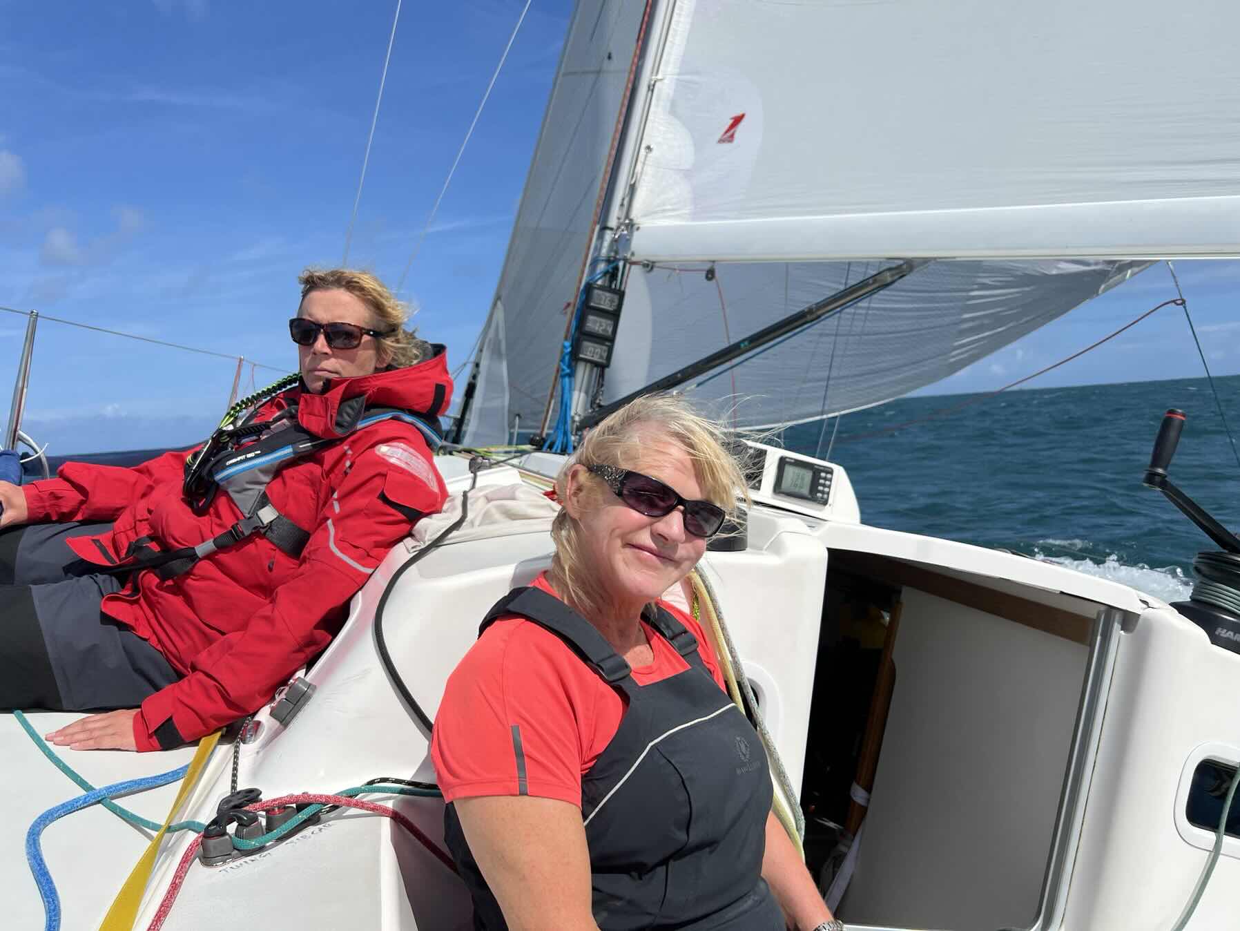 JOG Cowes - St Peters Port race_D344CAB8-254C-4B78-A928-B646C92C20E7