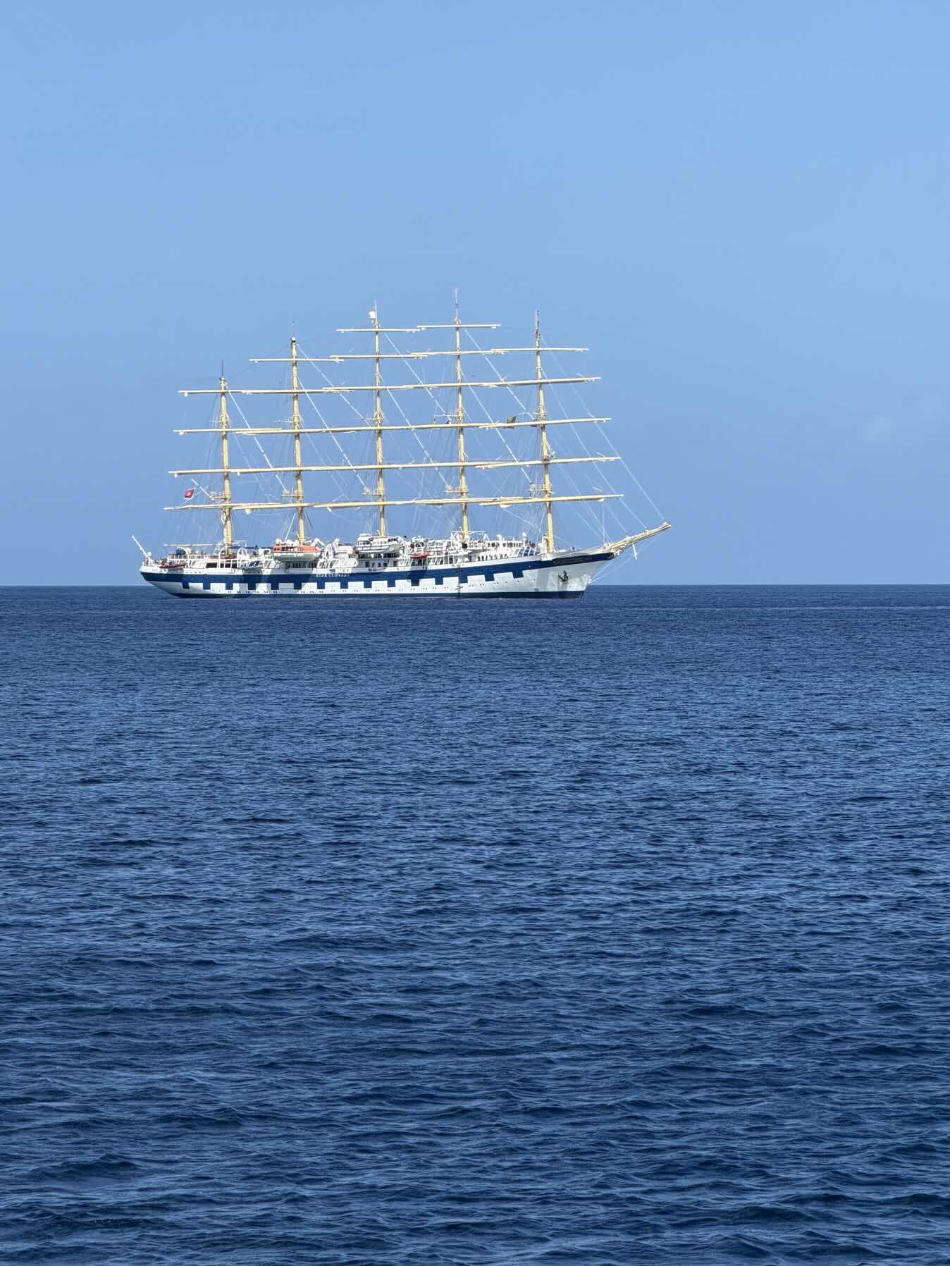 Greneda, St George’s to Union Island, Chatham Bay Anchorage_2765B645-893B-499E-8CD0-FF1B7B109159
