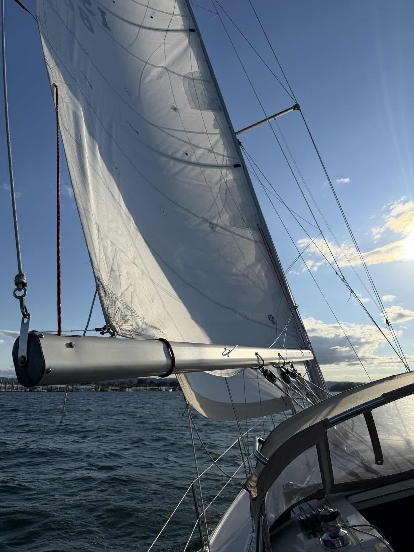 Frisky winds & maneuvering around racers_1D8C2727-5990-4D5B-B127-FE6230EF07E6