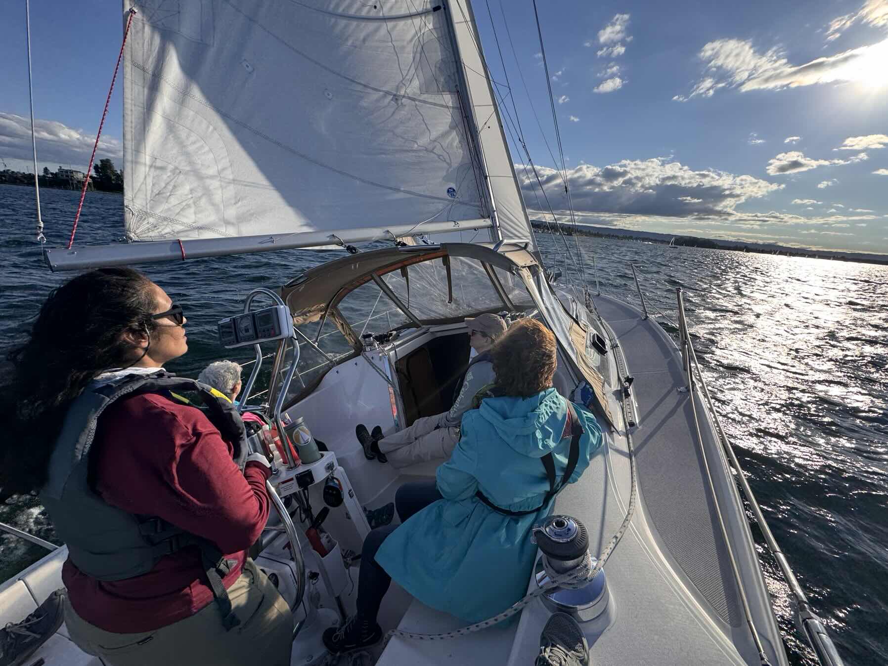 Frisky winds & maneuvering around racers_517212DB-61E1-4F6B-9DC5-89B2ED75B6D2