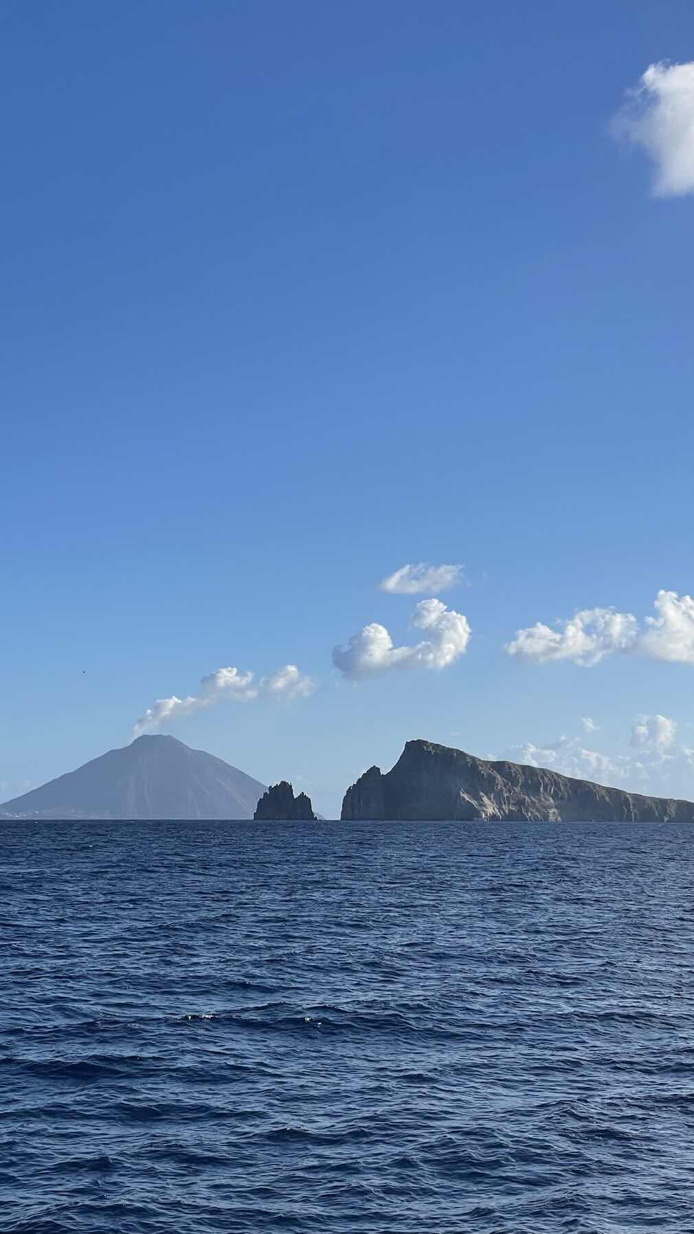 Panarea -> Lipari_87EC212B-1A83-4F9D-ACC6-1A35D4F06811