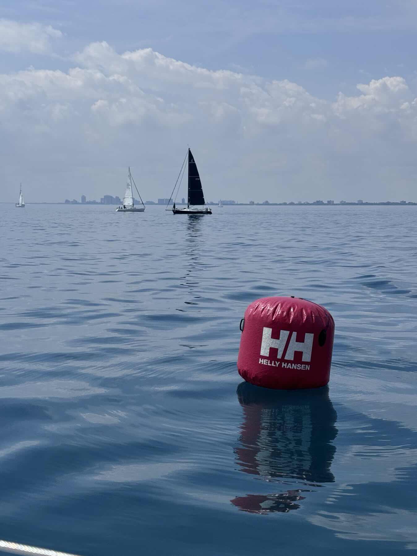 Helly Hansen Sailing World Regatta Chicago 
Day 2 Distance Race_2752A57F-0F6A-4B49-928A-CBF7322CFDCB
