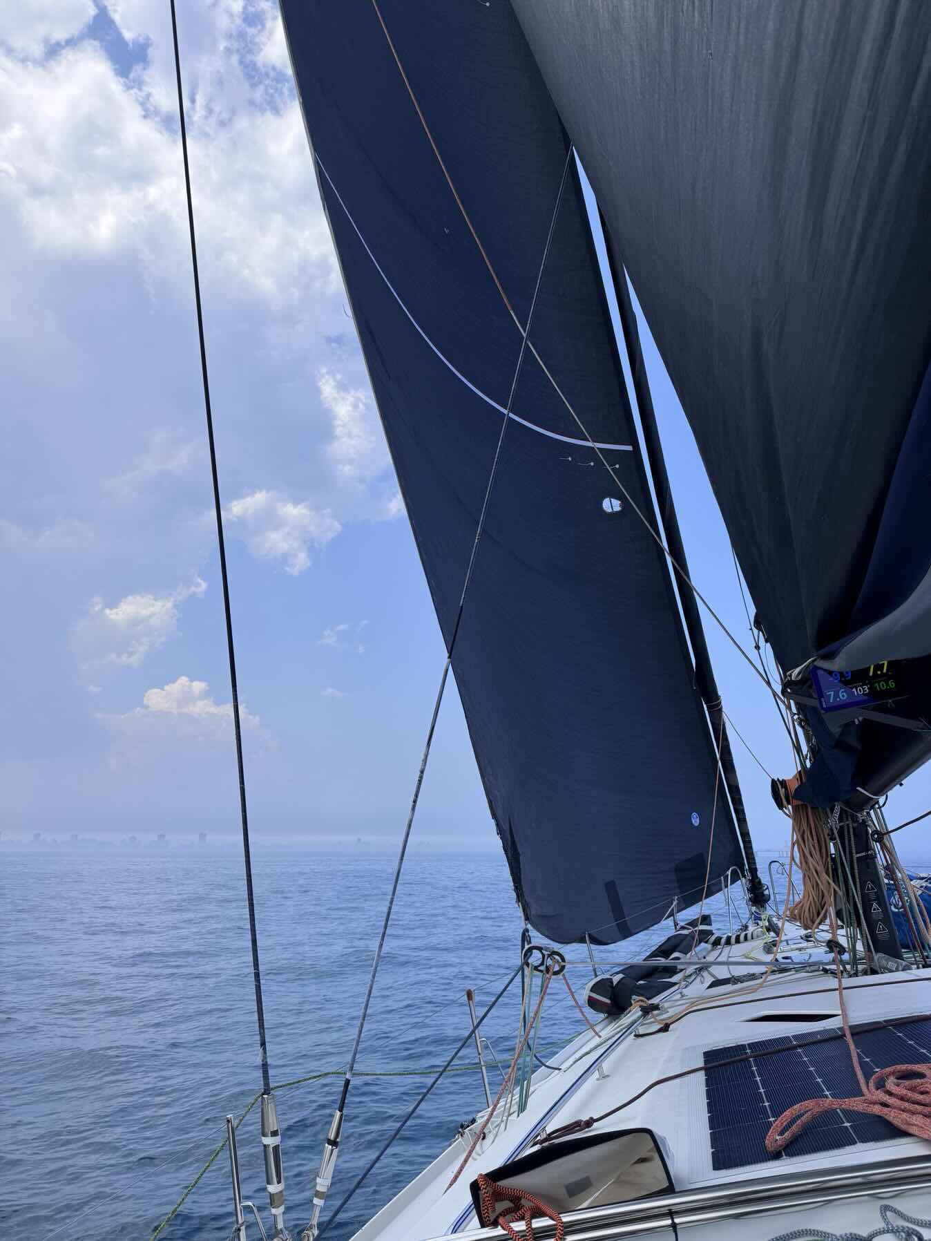 Helly Hansen Sailing World Regatta Chicago 
Day 2 Distance Race_B720E879-C3C8-4ED0-8E29-365EEE29C23E